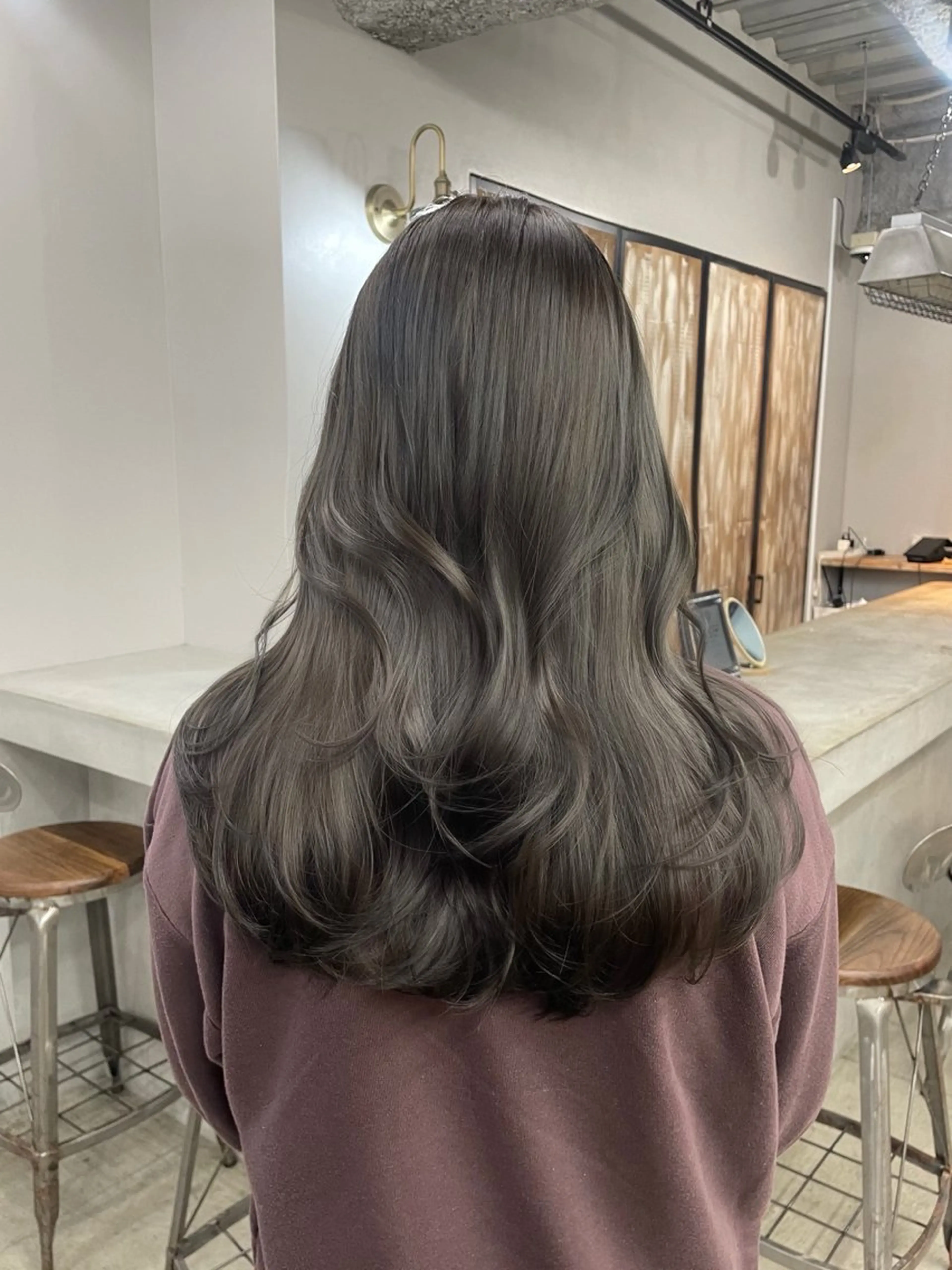 ロング カラー カット ヘアカラー トリートメント 新宿/透明感カラー/ 髪質改善/桜良のヘアスタイル