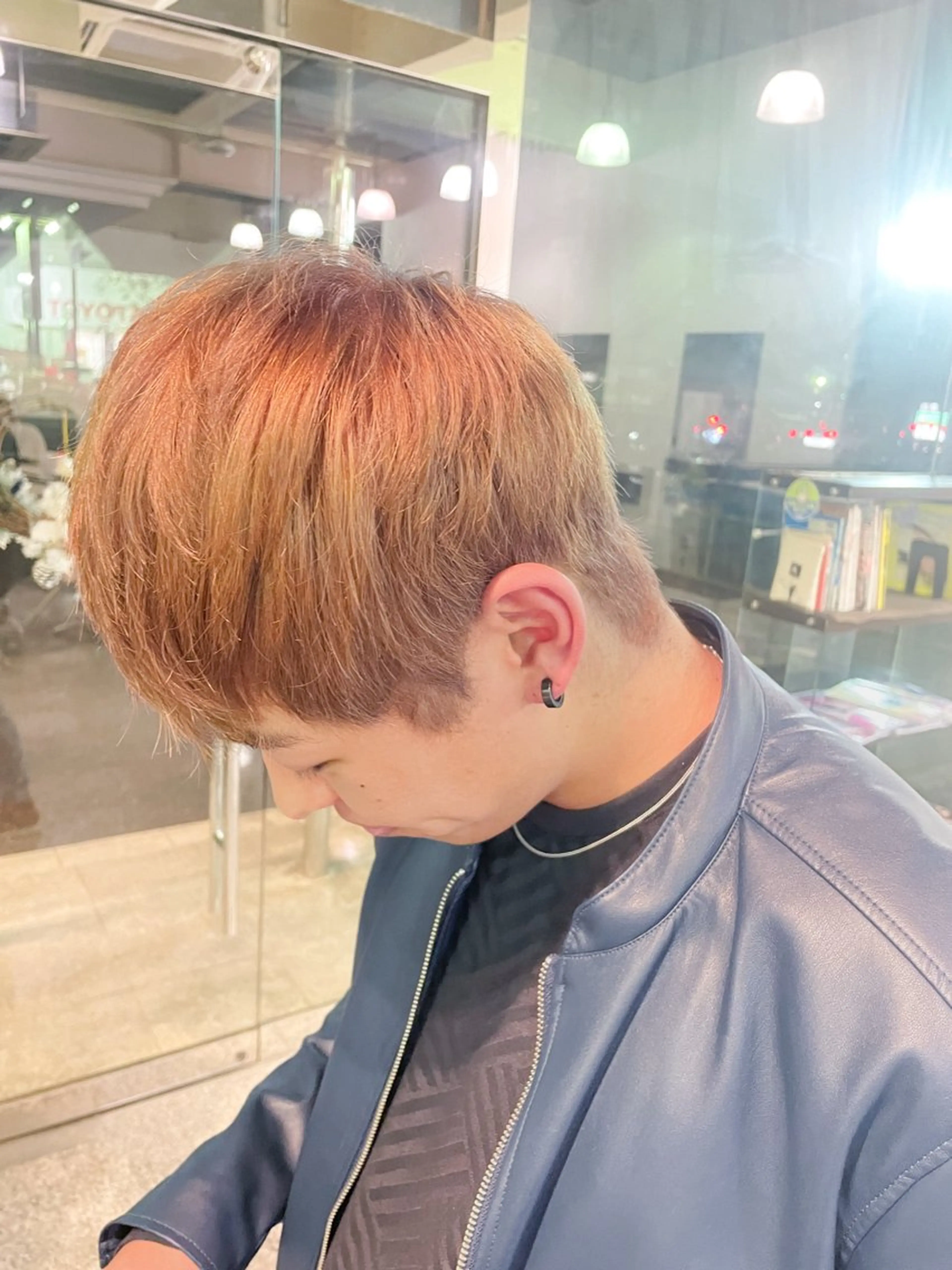 ショート メンズ メンズブリーチ カット ヘアカラー トリートメント ハイトーン/ブリーチ 🤍足立里湖のヘアスタイル