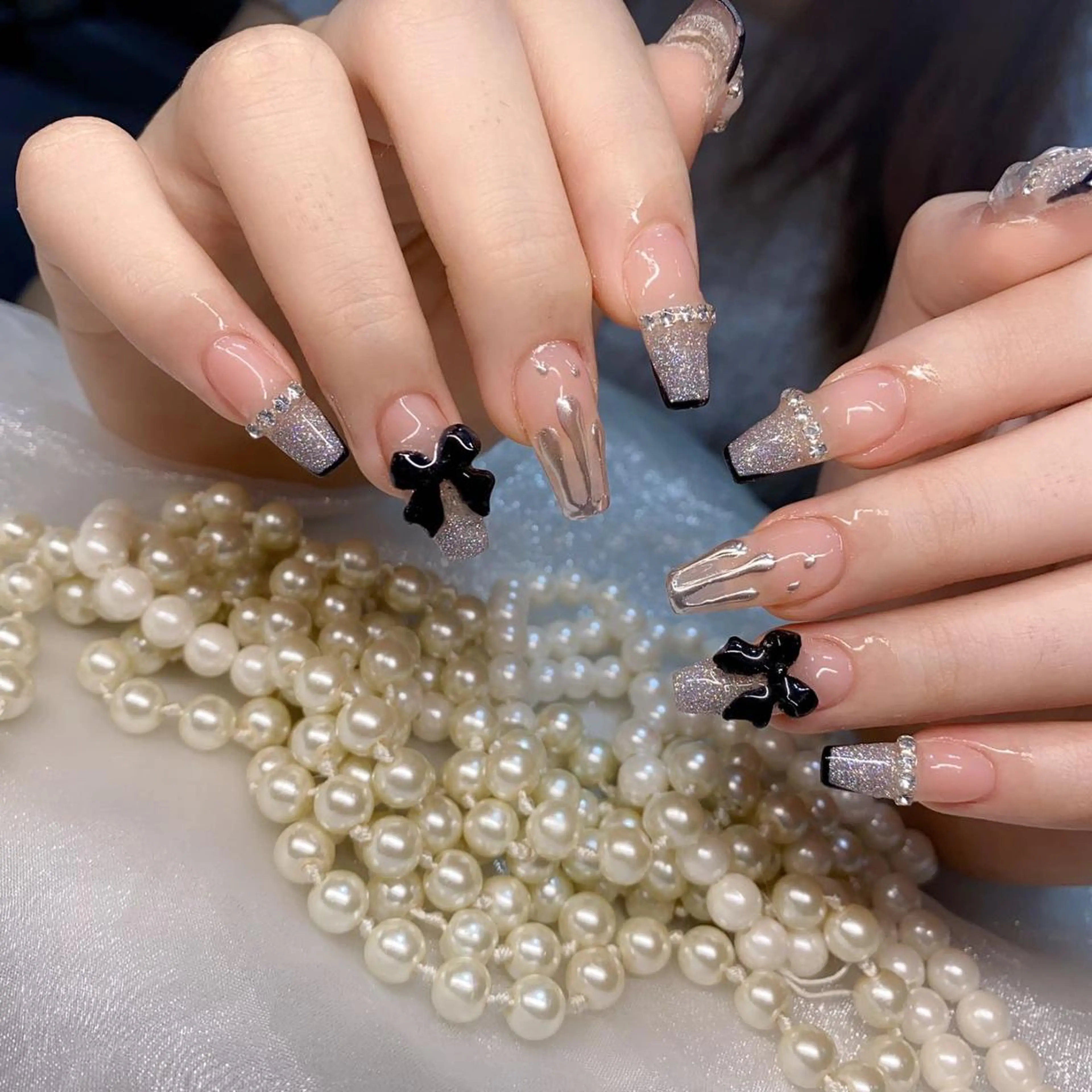 ネイル アートネイル 長さ出し ネイルチップ Queens PUPUのネイルデザイン