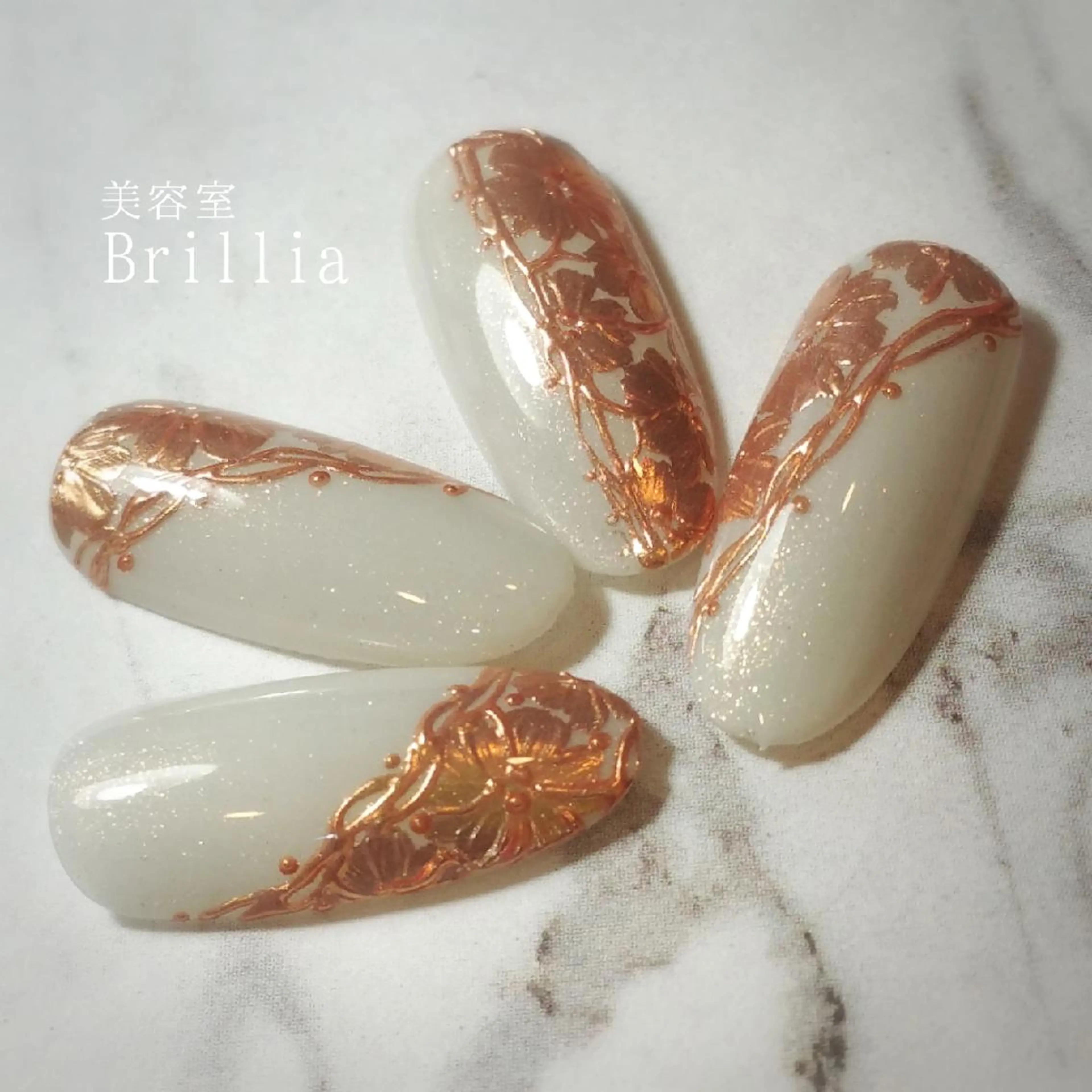 ネイル 柴田 彩のネイルデザイン