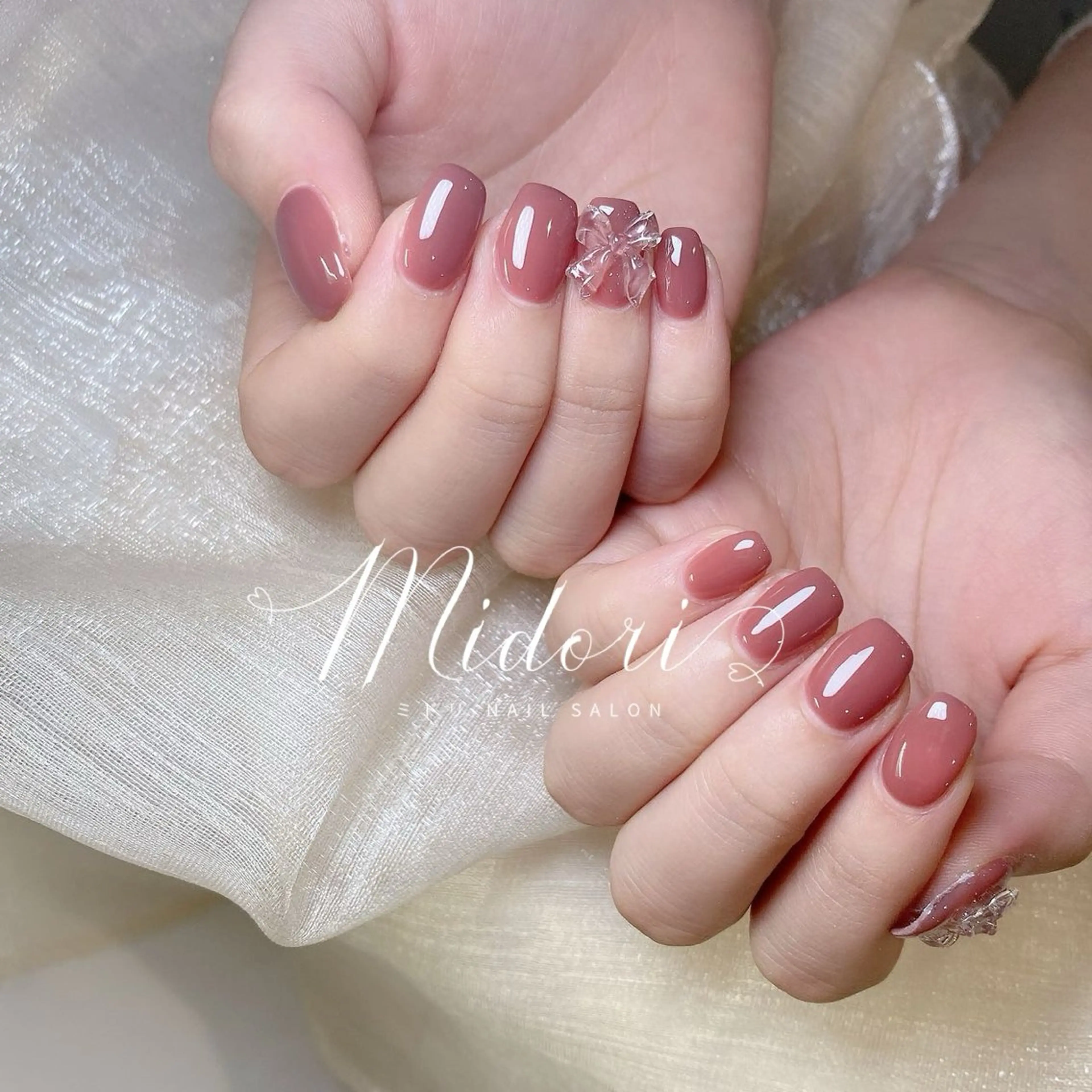 新規❤️ワンカラー★ジェルオフ無料サービス★パーツ2個付★3980→3580の写真