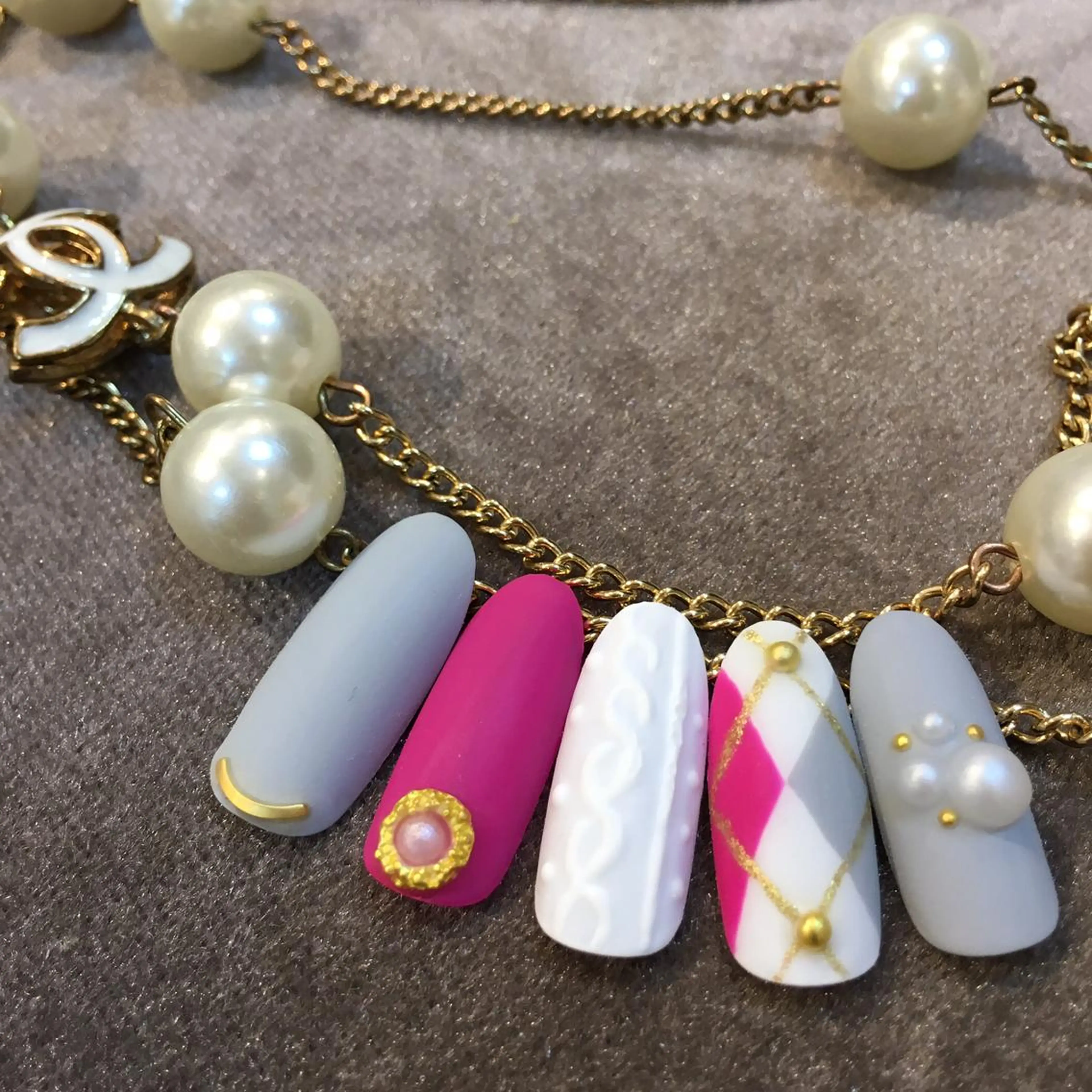 ネイル salon de Tiaraのネイルデザイン