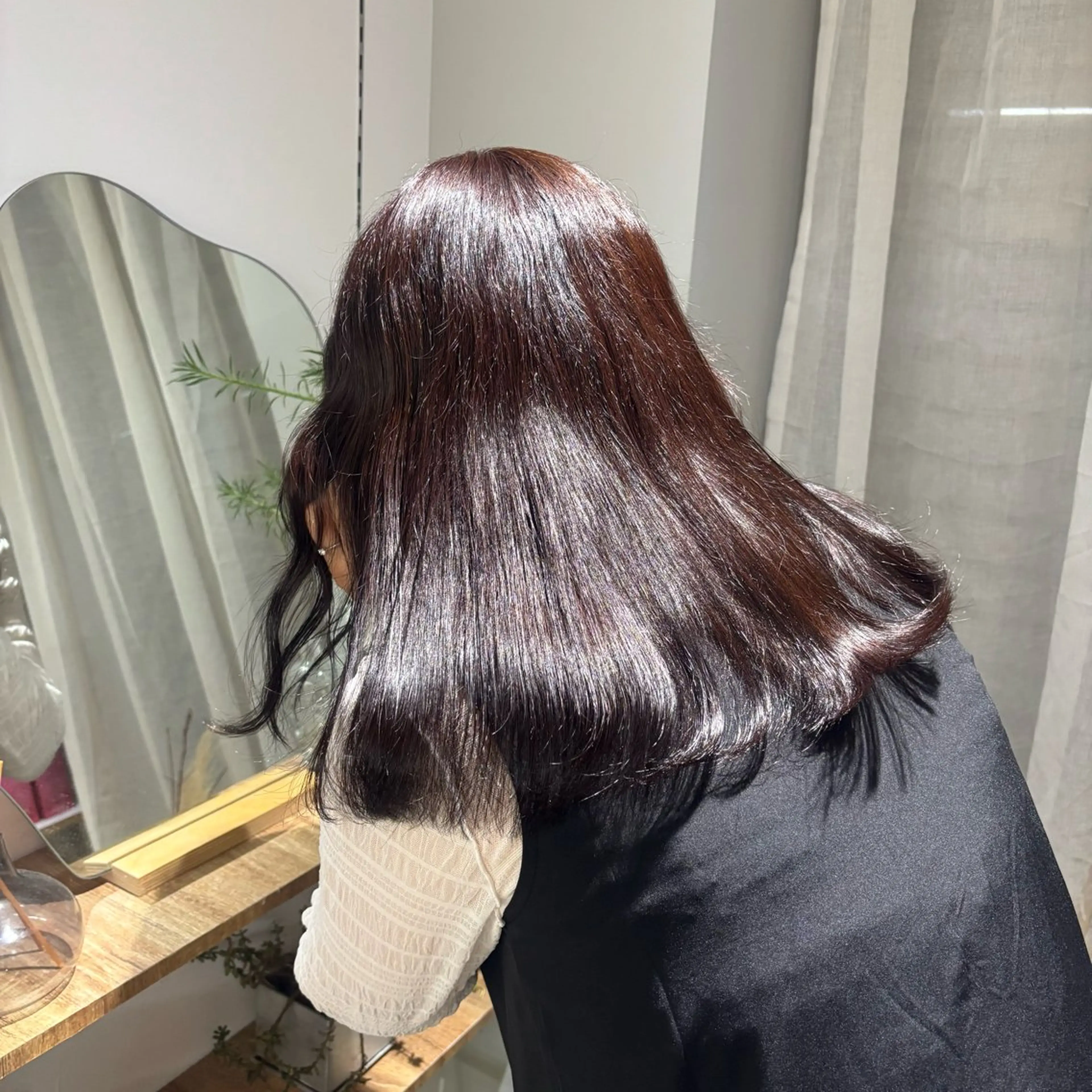 カラー cipre 桃和のヘアスタイル