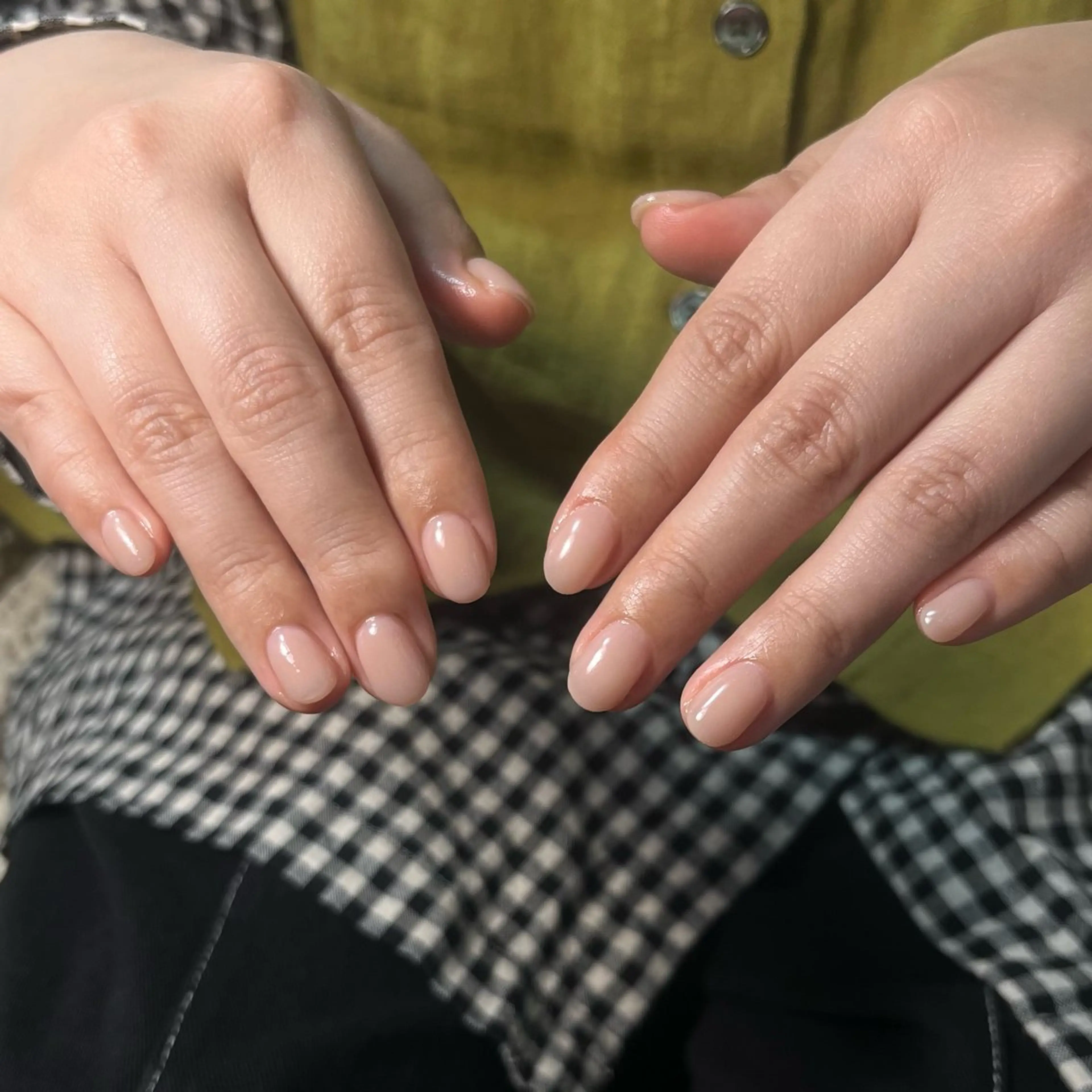 ネイル オフィスネイル ワンカラーネイル ハンドネイル nailsalon 702  小夏のネイルデザイン