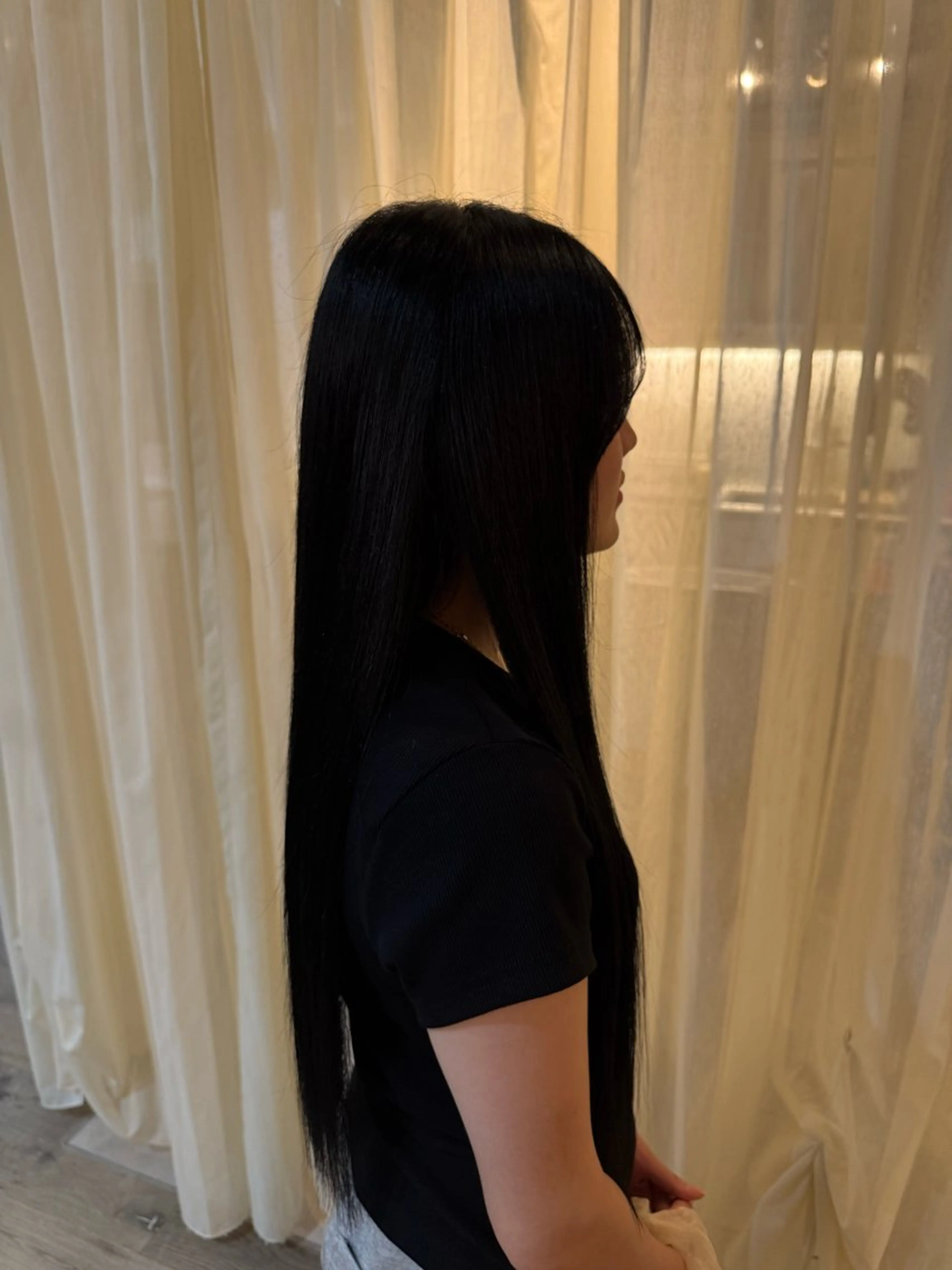 ロング 藤原 百花のヘアスタイル