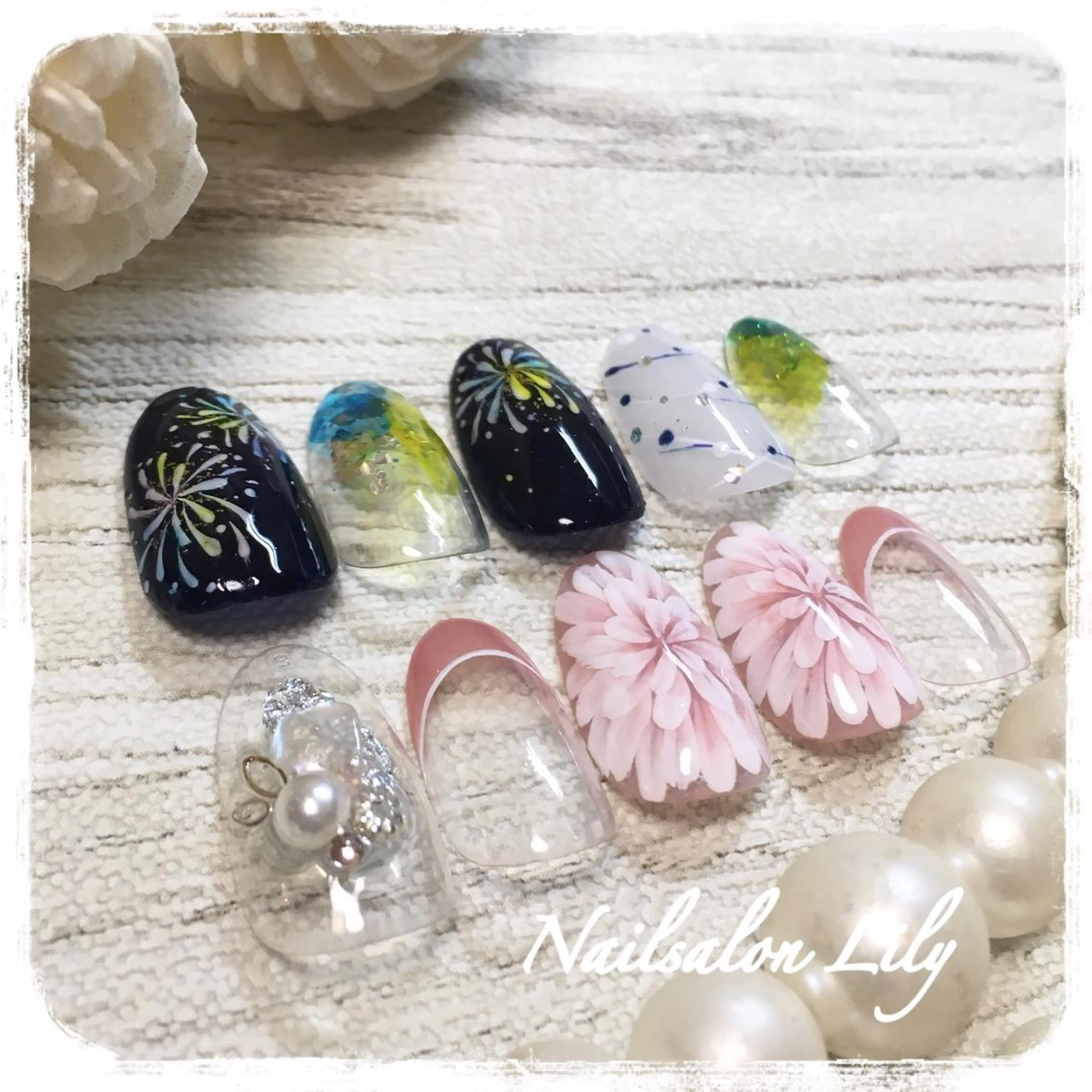 ネイル Lily*nail 🌻Mii🌻のネイルデザイン