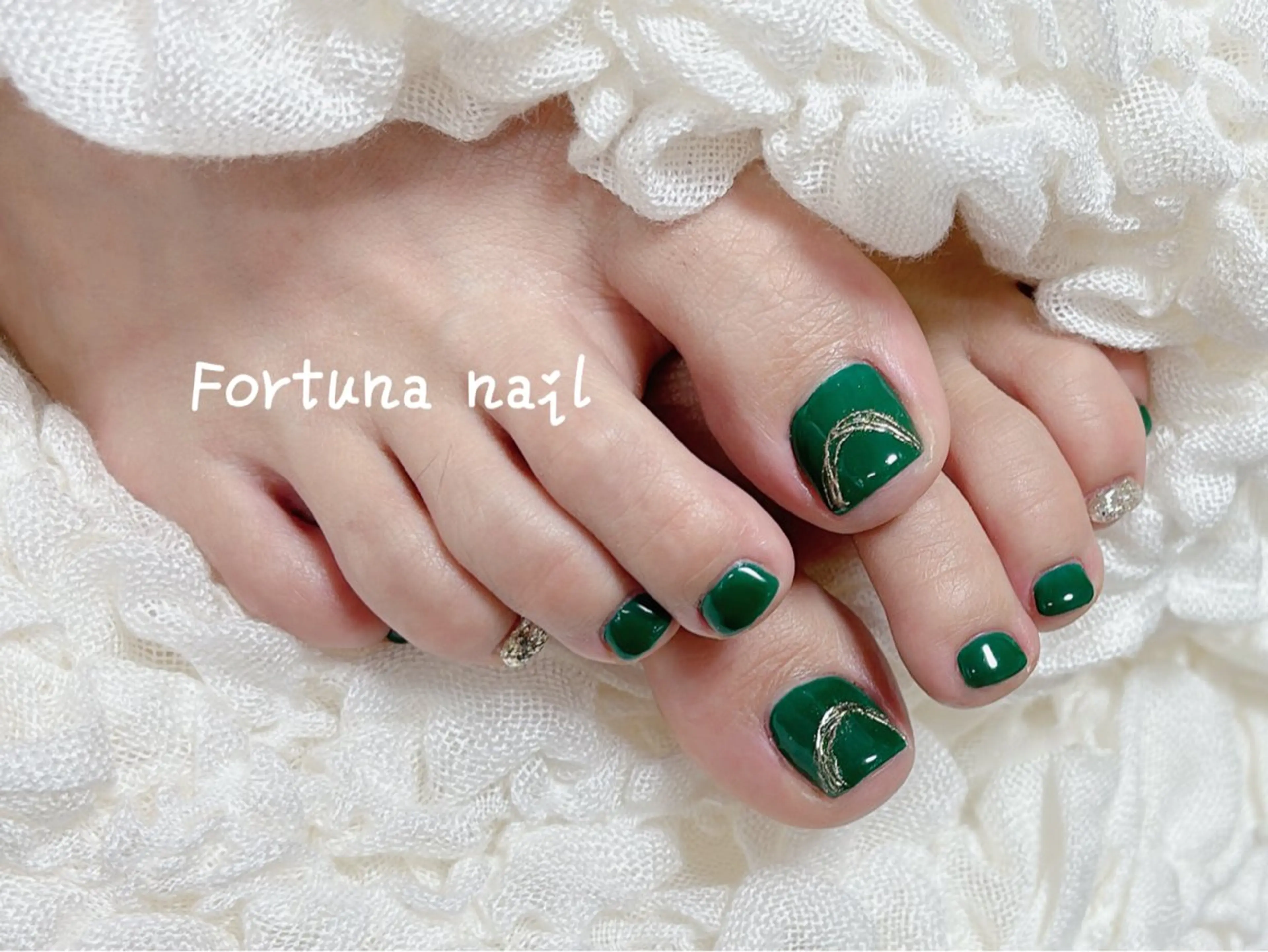 ネイル フットネイル Nail •Head スパFortunaのネイルデザイン