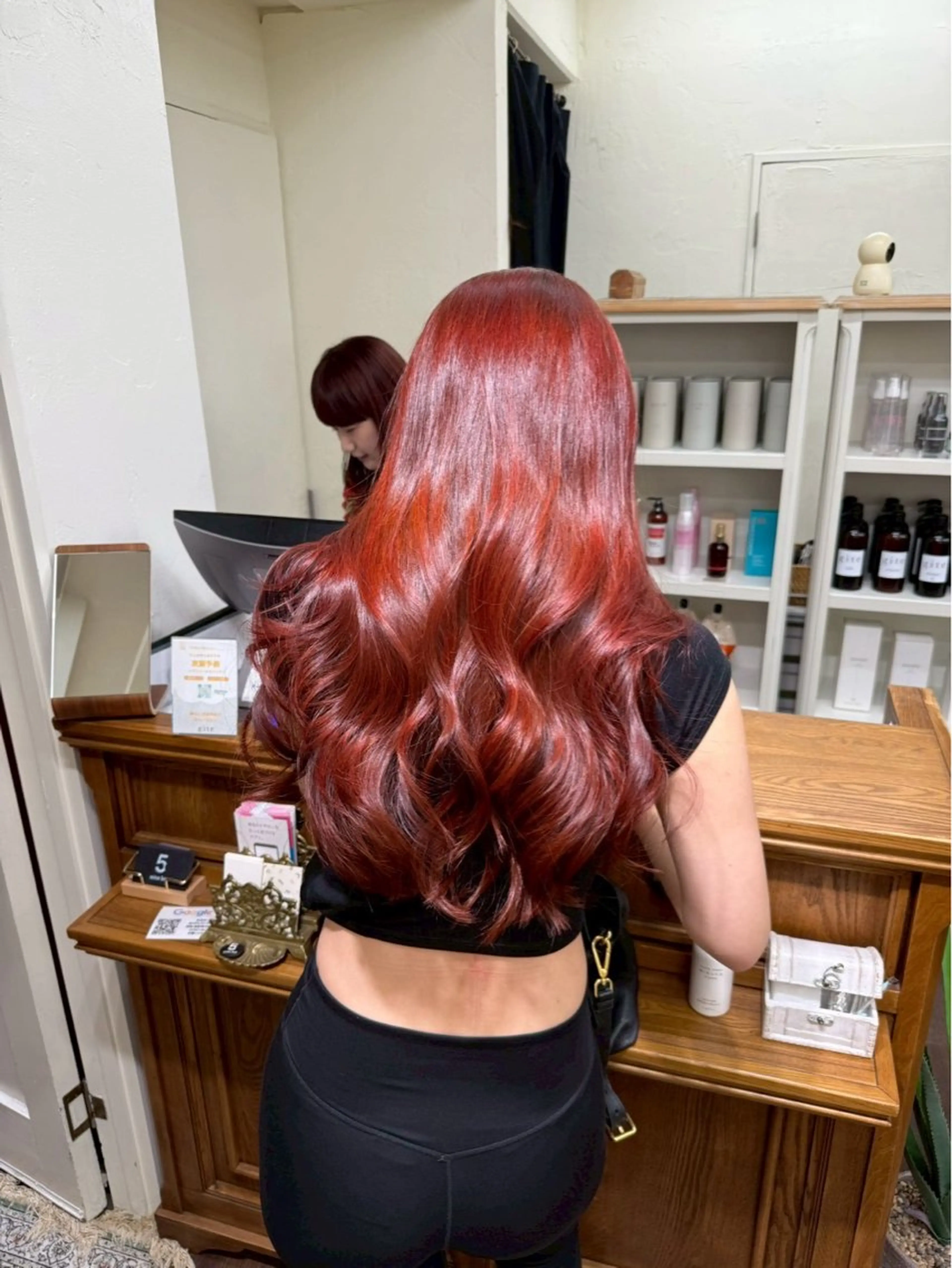 ロング カラー ヘアカラー 梓真💐 ツヤ髪　渋谷のヘアスタイル