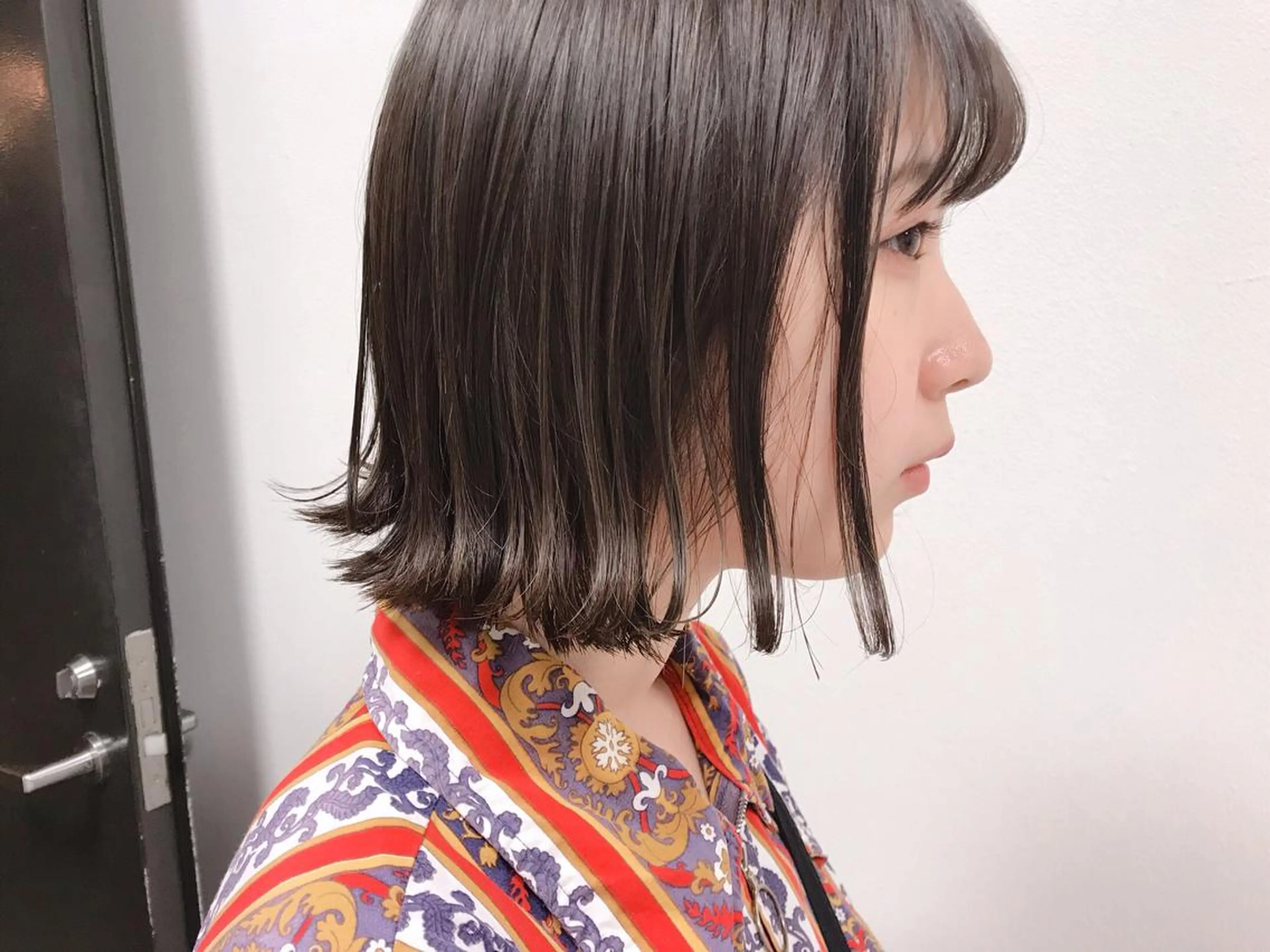 ミディアム カラー ブリーチ グレージュ ブリーチなしカラー モリ タカユキ🌵のヘアスタイル