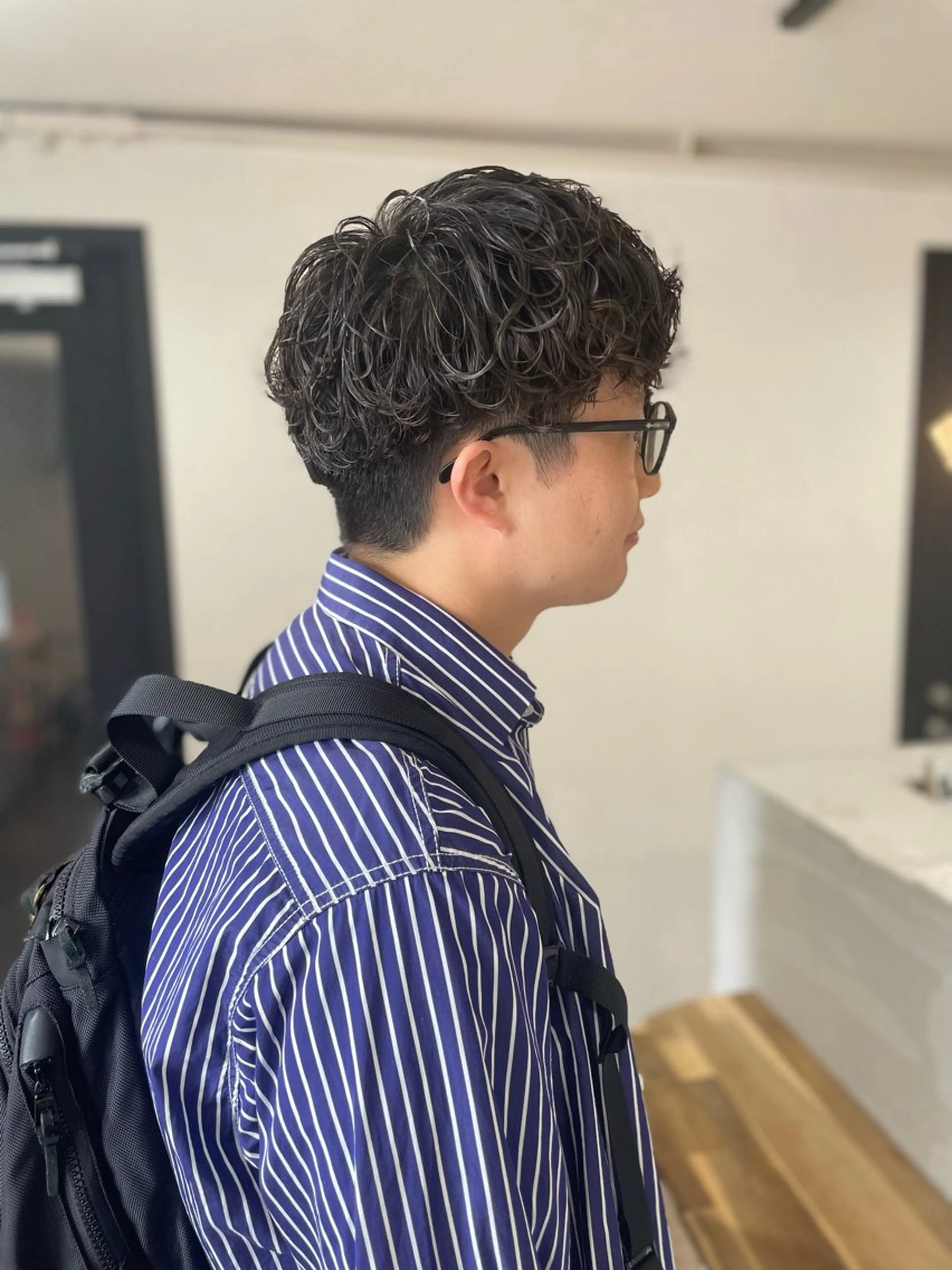 ショート パーマ メンズ くせ毛 emo.92co 🌱山本翔太のヘアスタイル