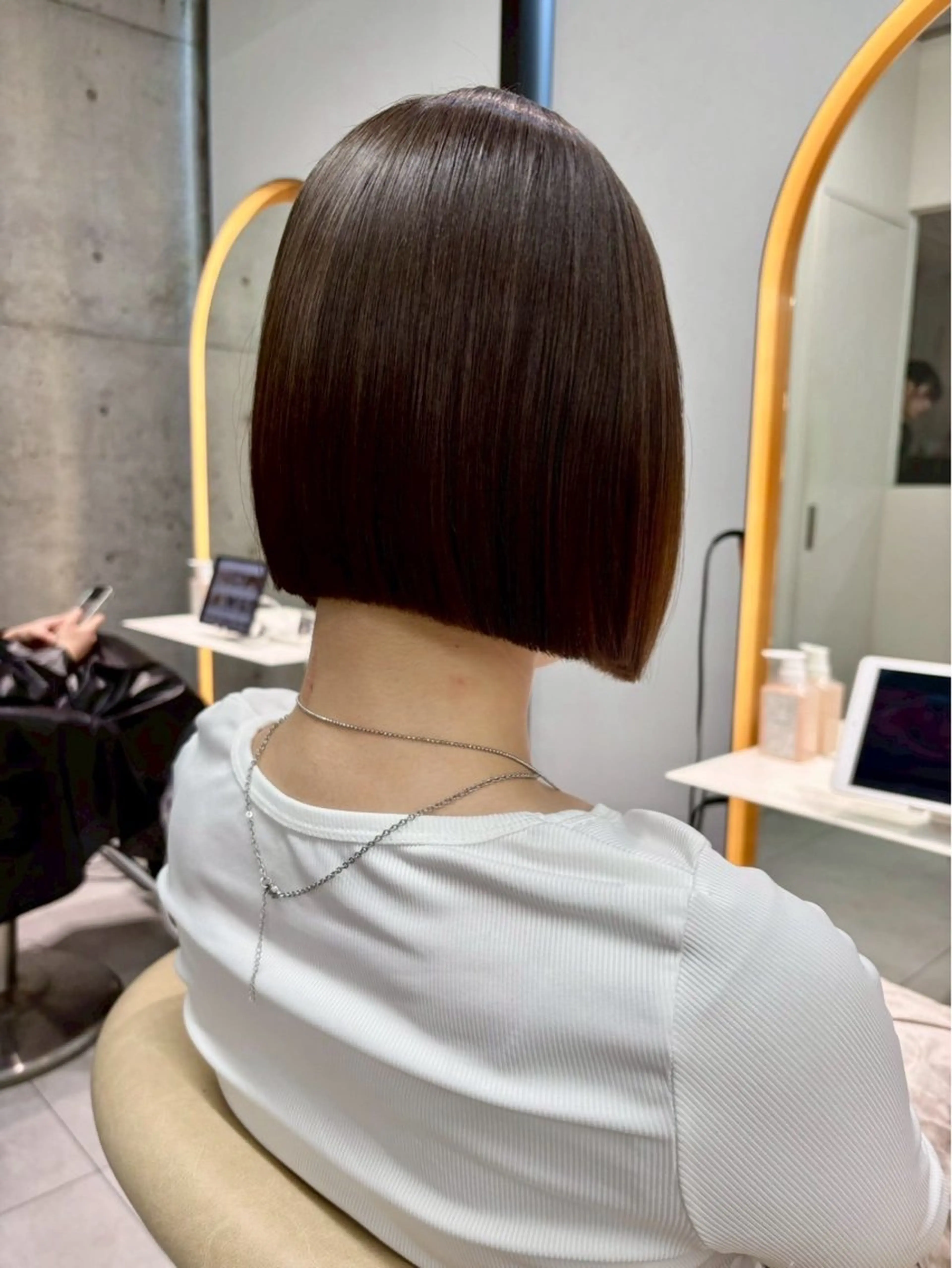 ミディアム カラー 切りっぱなしボブ ボブレイヤー アッシュ アッシュブラウン ベージュカラー ボブ/髪質改善 jionのヘアスタイル