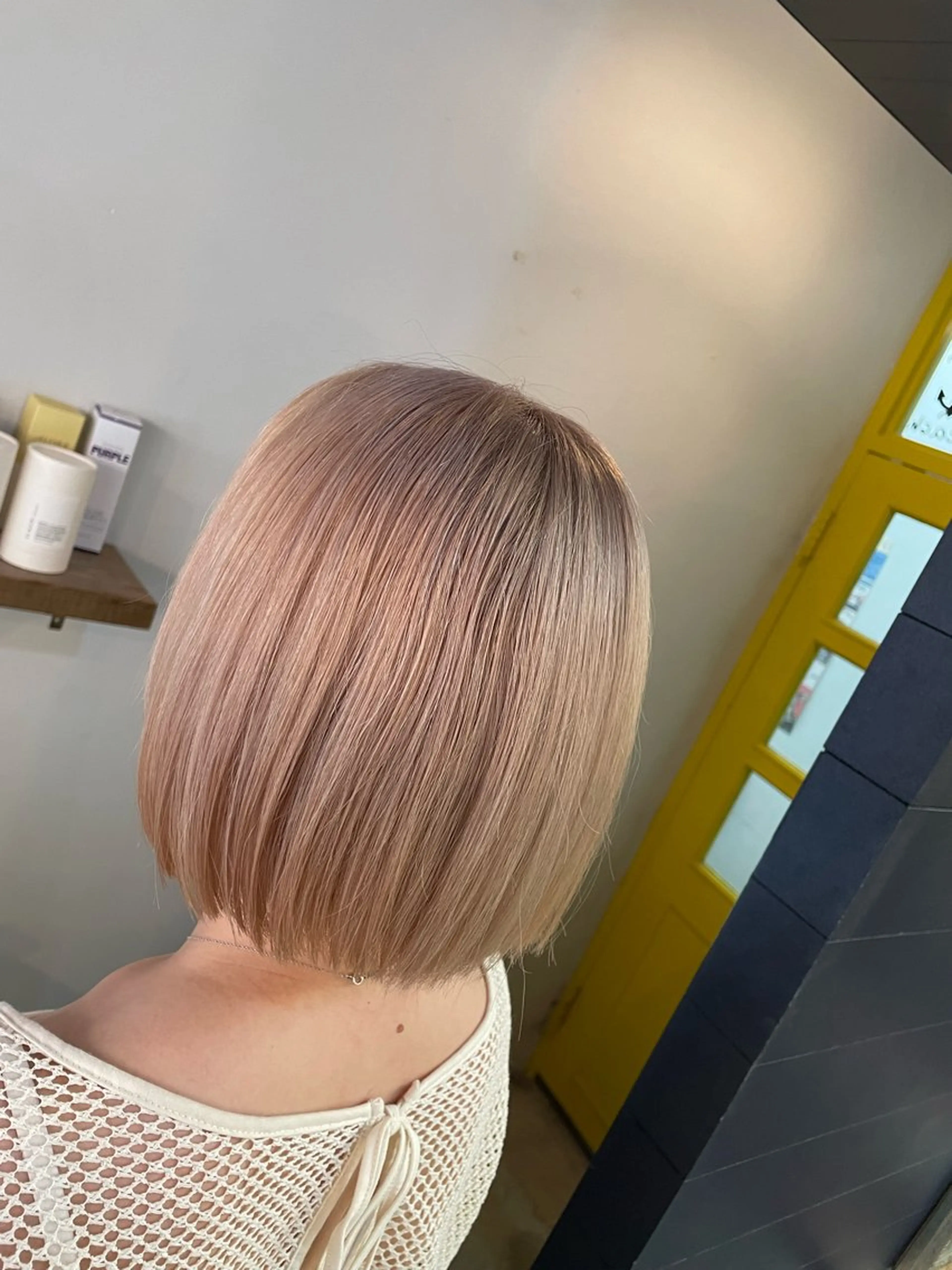 カラー ブリーチ ダブルカラー ハイライトカラー ハイトーンカラー インナーカラー beach所属・岩佐 怜のヘアスタイル