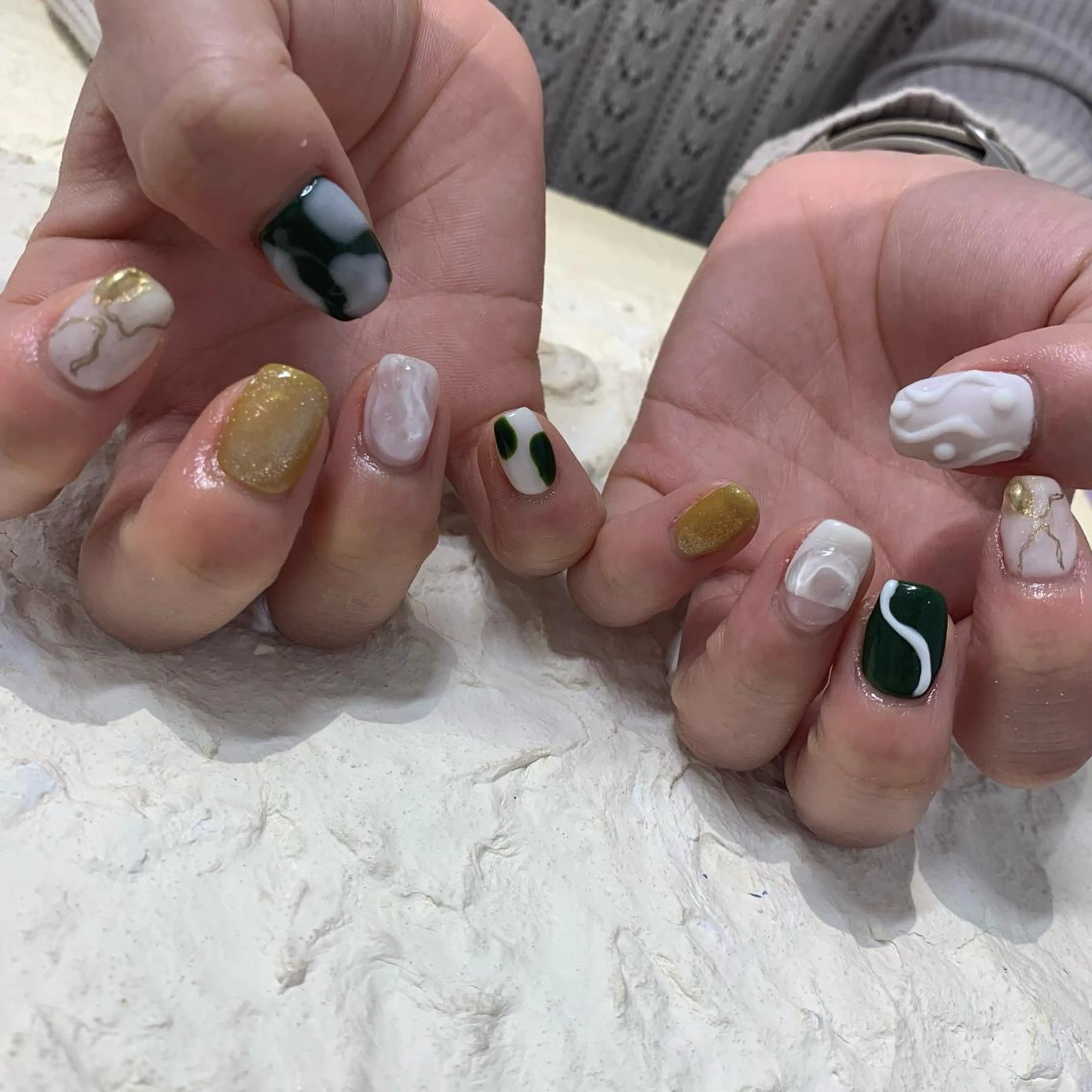 ネイル ニュアンスネイル マキノ ユイのネイルデザイン