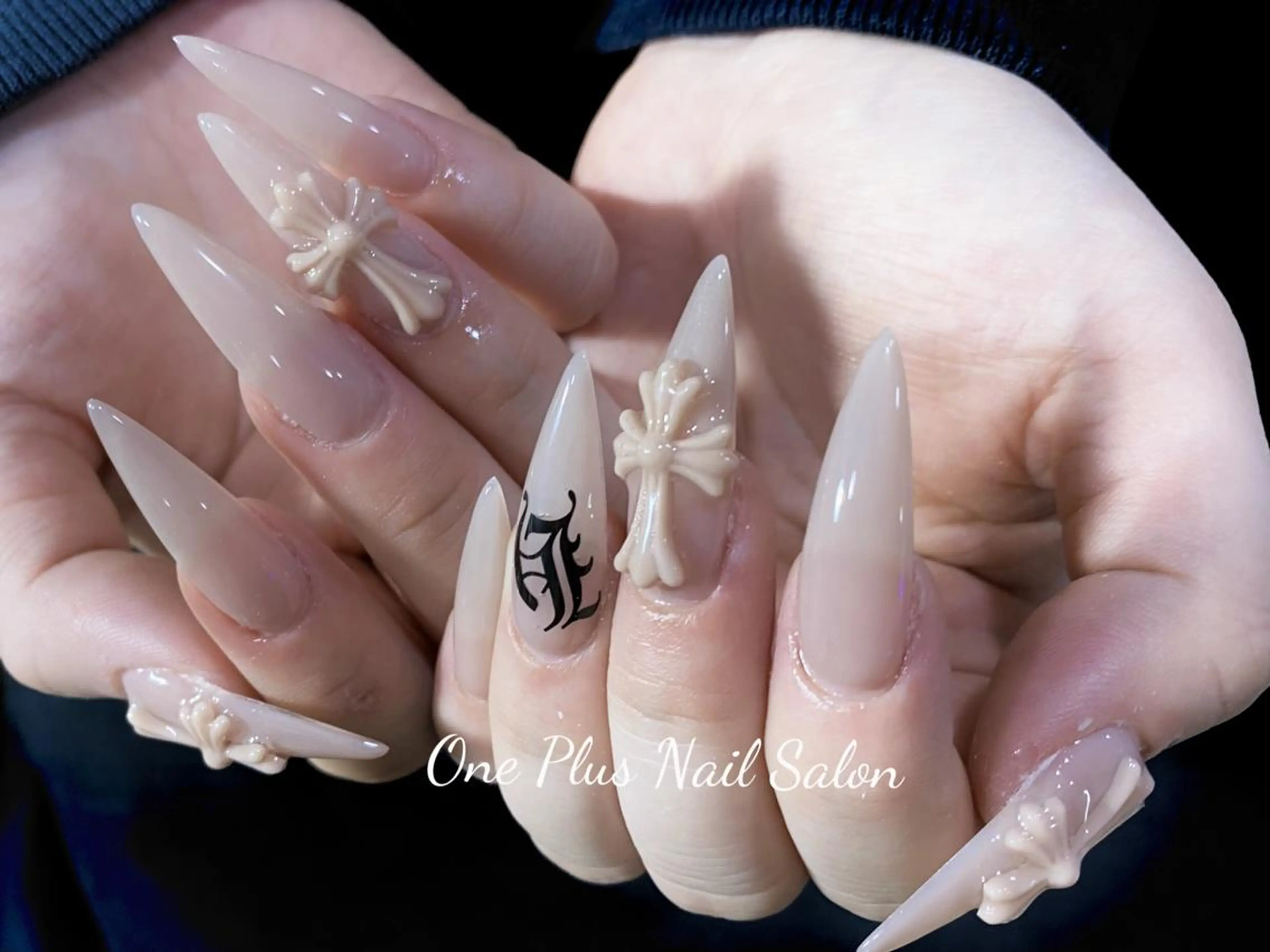ネイル ワンカラーネイル ハンドネイル One Plus Nail Salonのネイルデザイン