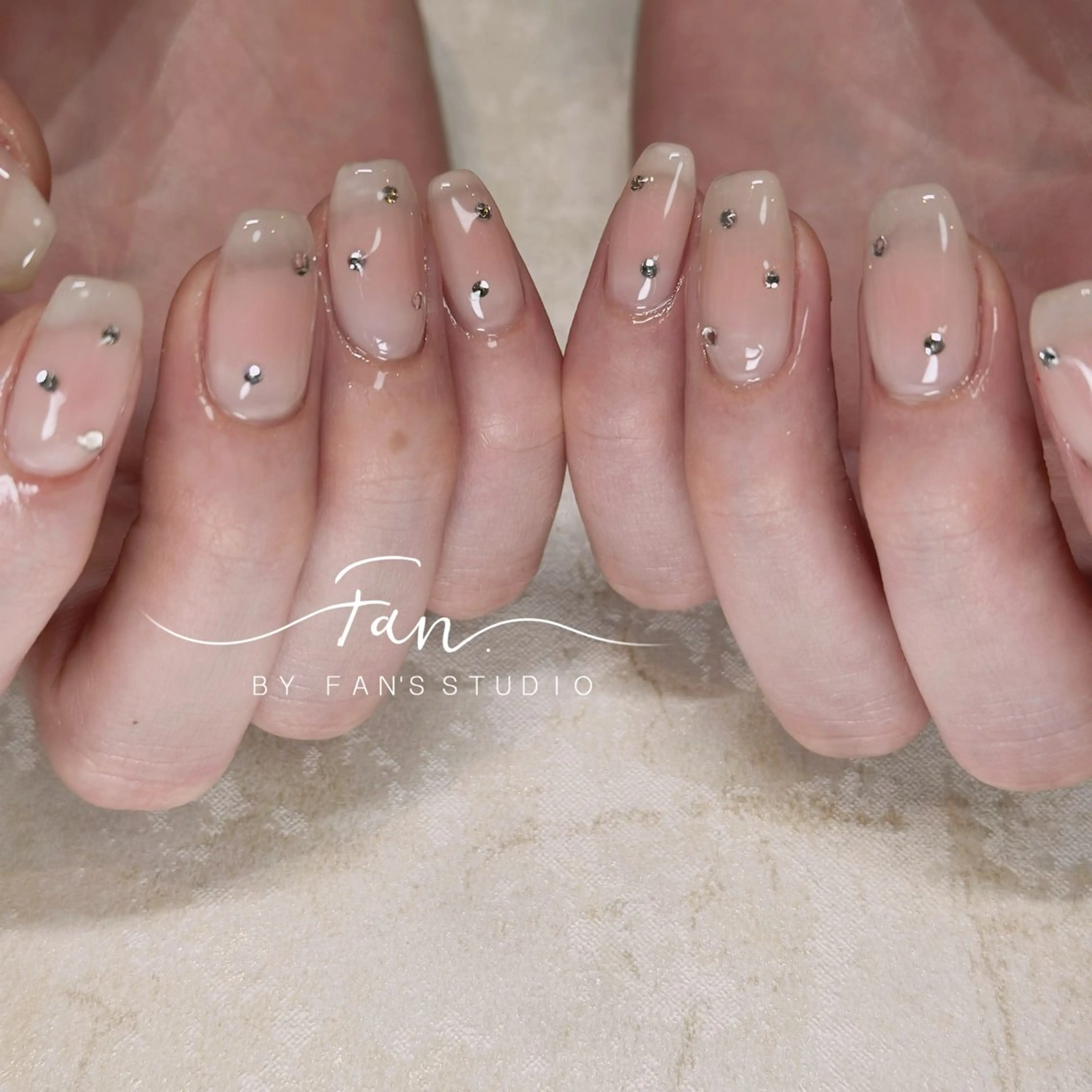 ネイル 🌻FAN'S STUDIO池袋🌻のネイルデザイン
