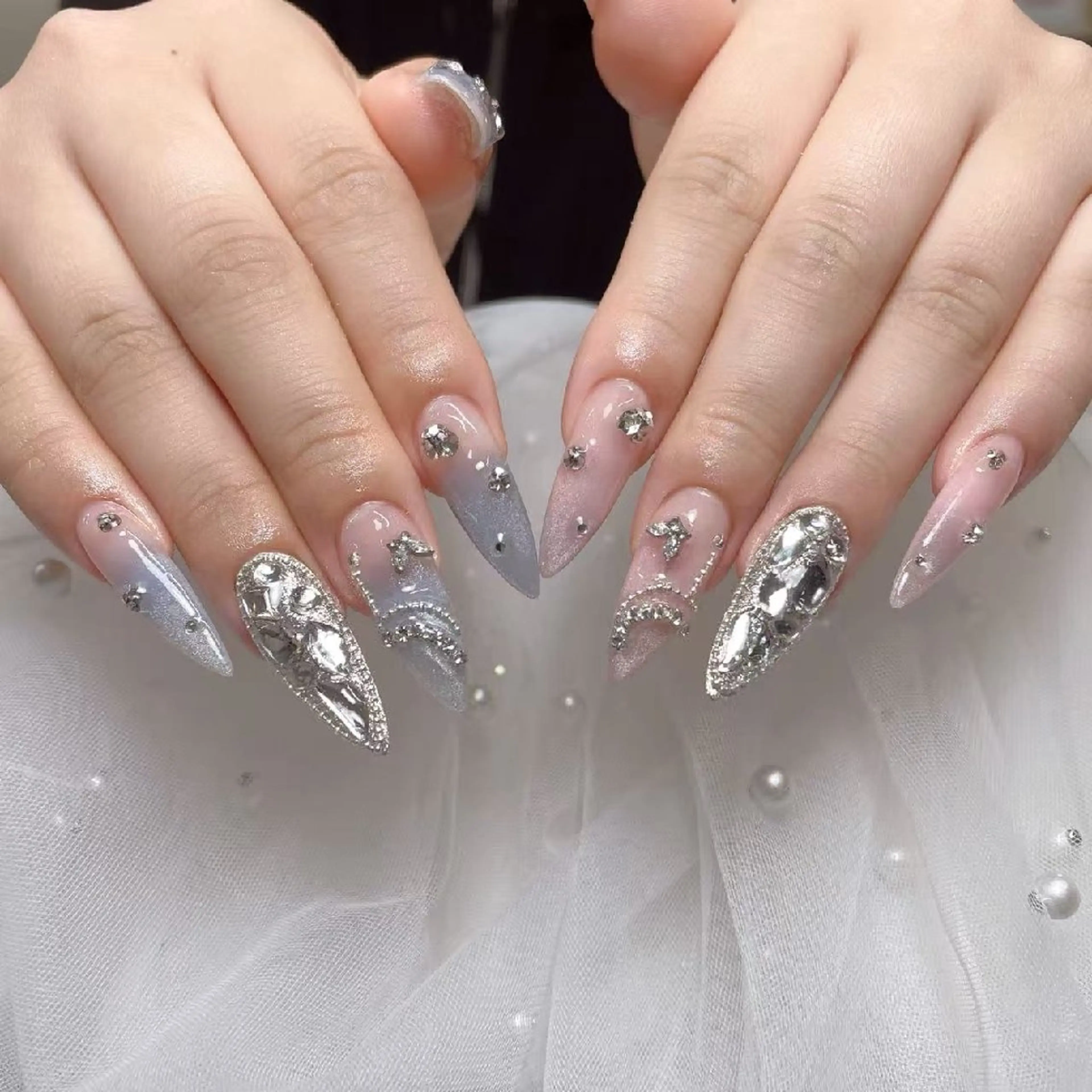 ネイル ENsalon AKIRAのネイルデザイン