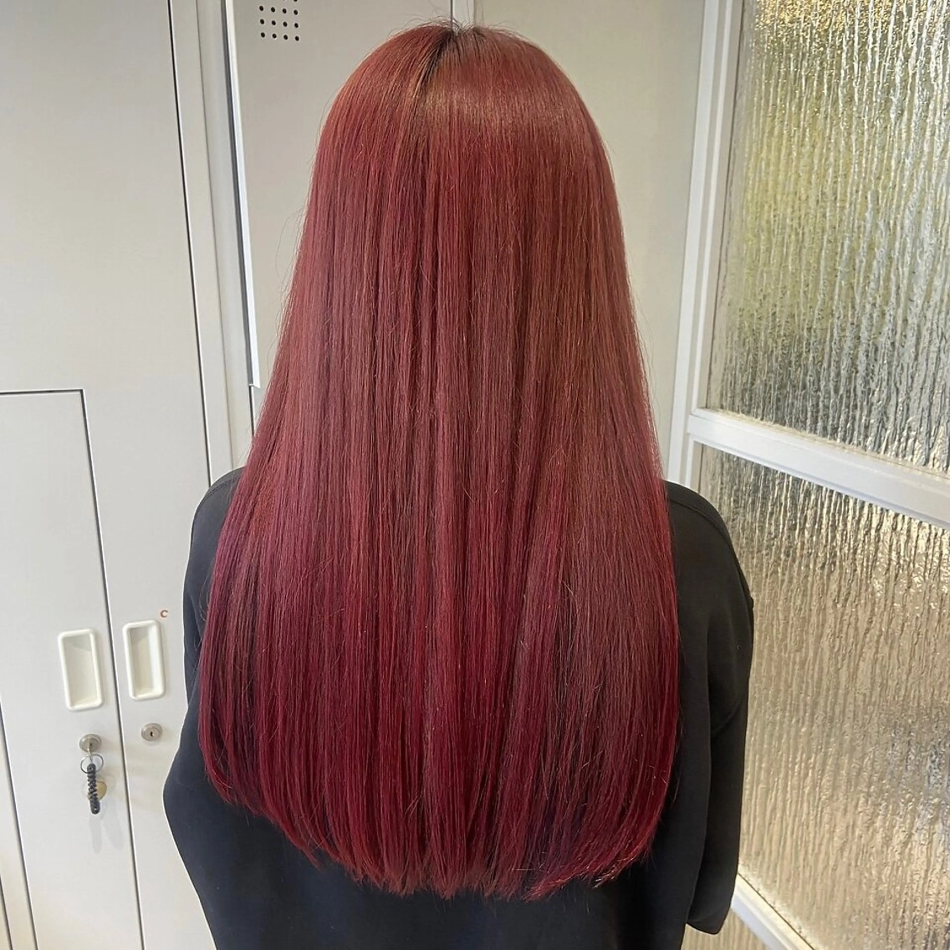 ロング カラー ブリーチ ハイトーンカラー ピンクカラー レッドカラー 💖ブリーチ/暖色 𝐘𝐮𝐢💖のヘアスタイル