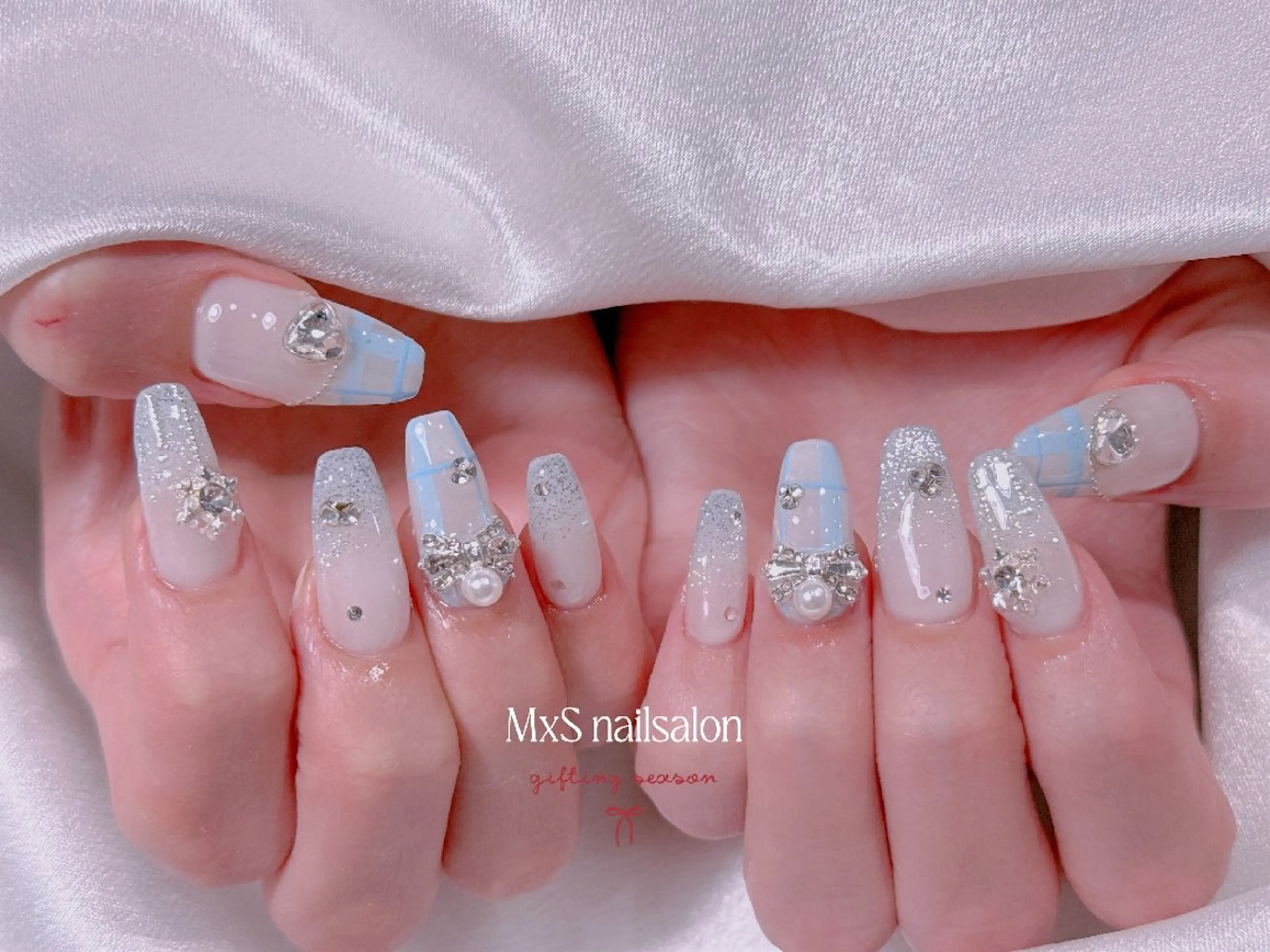 ネイル ジェルネイル 韓国ネイル マグネットネイル パラジェル ワンホンネイル ハンドネイル M×S Nail みなのネイルデザイン