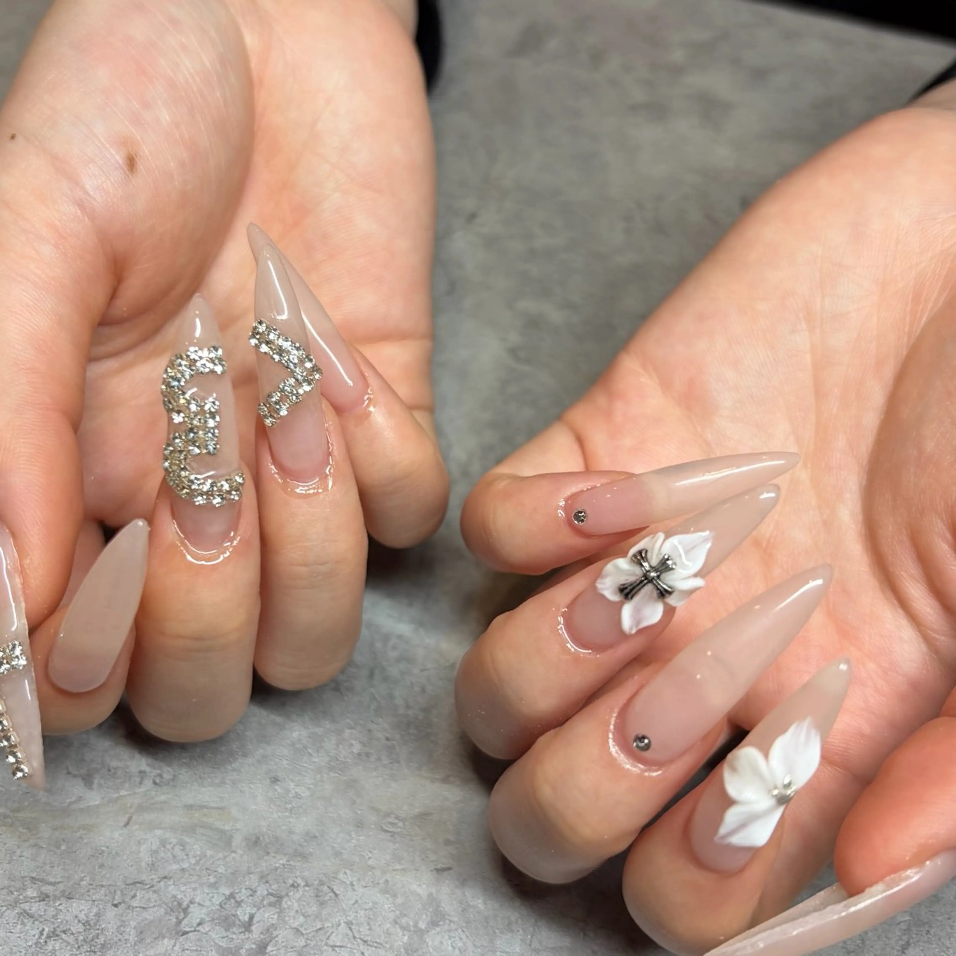 ネイル アートネイル ハンドネイル IROHA NAIL 横山佳那のネイルデザイン