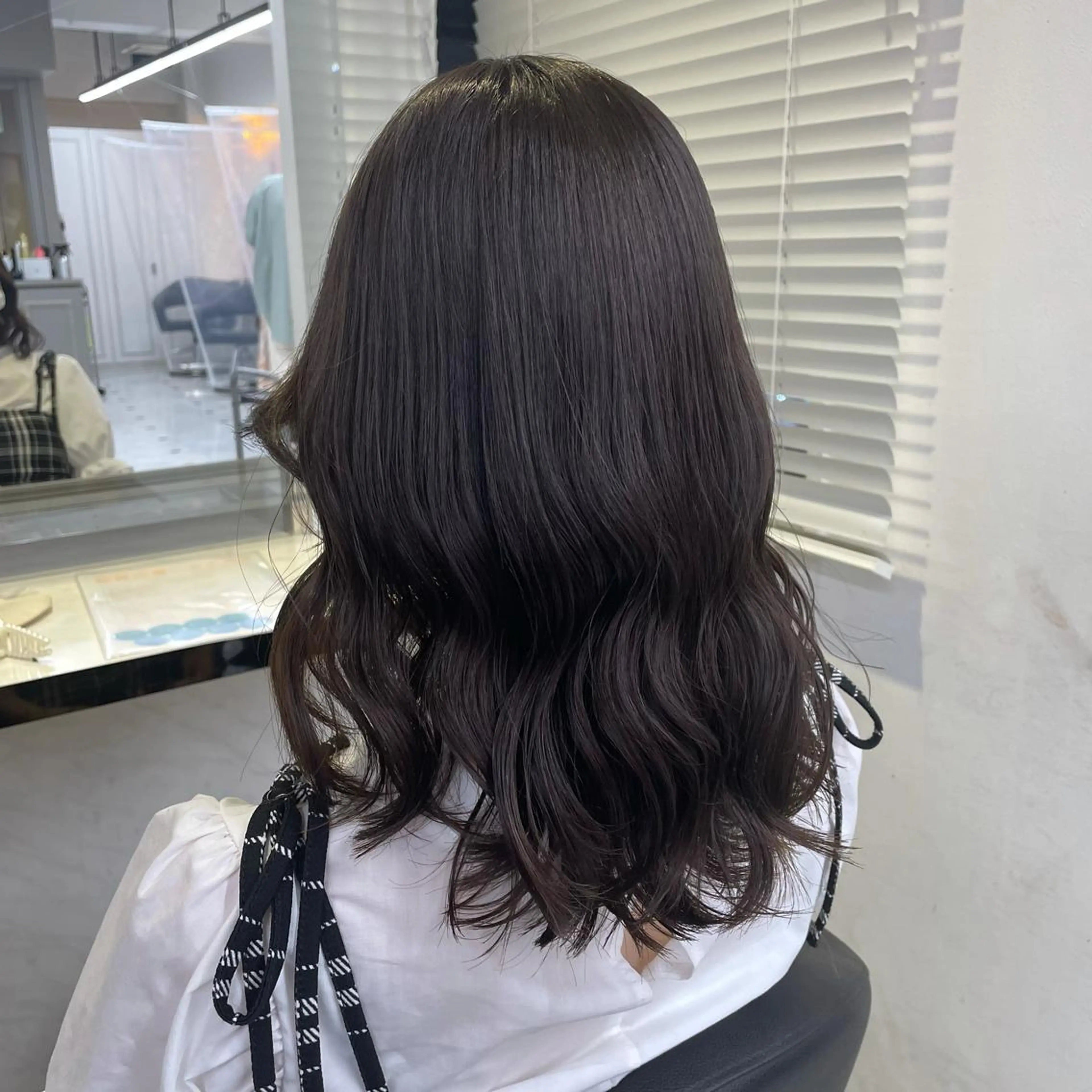 セミロング カラー ヘアカラー トリートメント ヘアセット ピンク・ベージュ🩰 カラー🫧とらのヘアスタイル