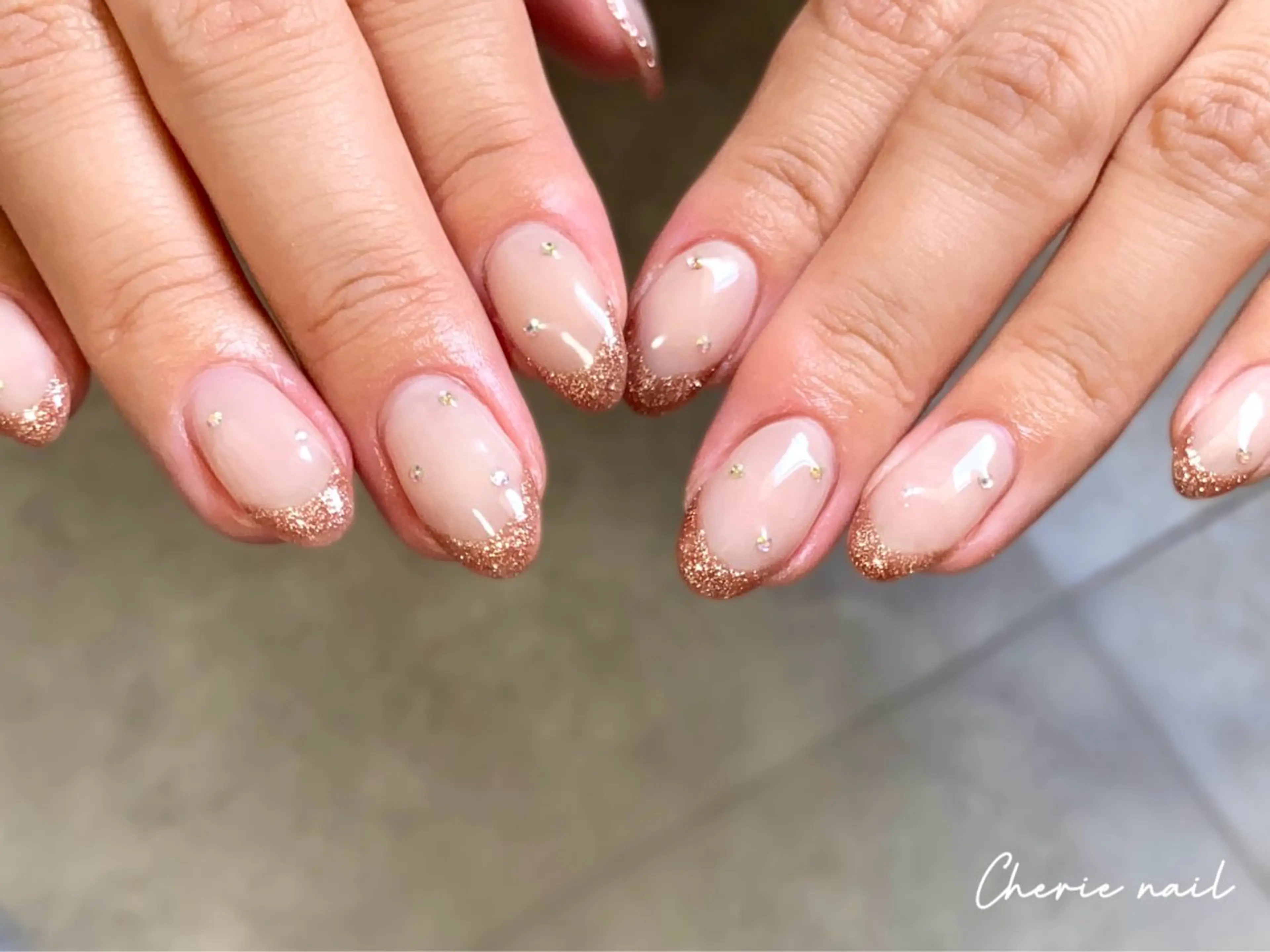 ネイル フラッシュネイル フレンチネイル ジェルネイル ストーンネイル ハンドネイル Cherienail yunaのネイルデザイン