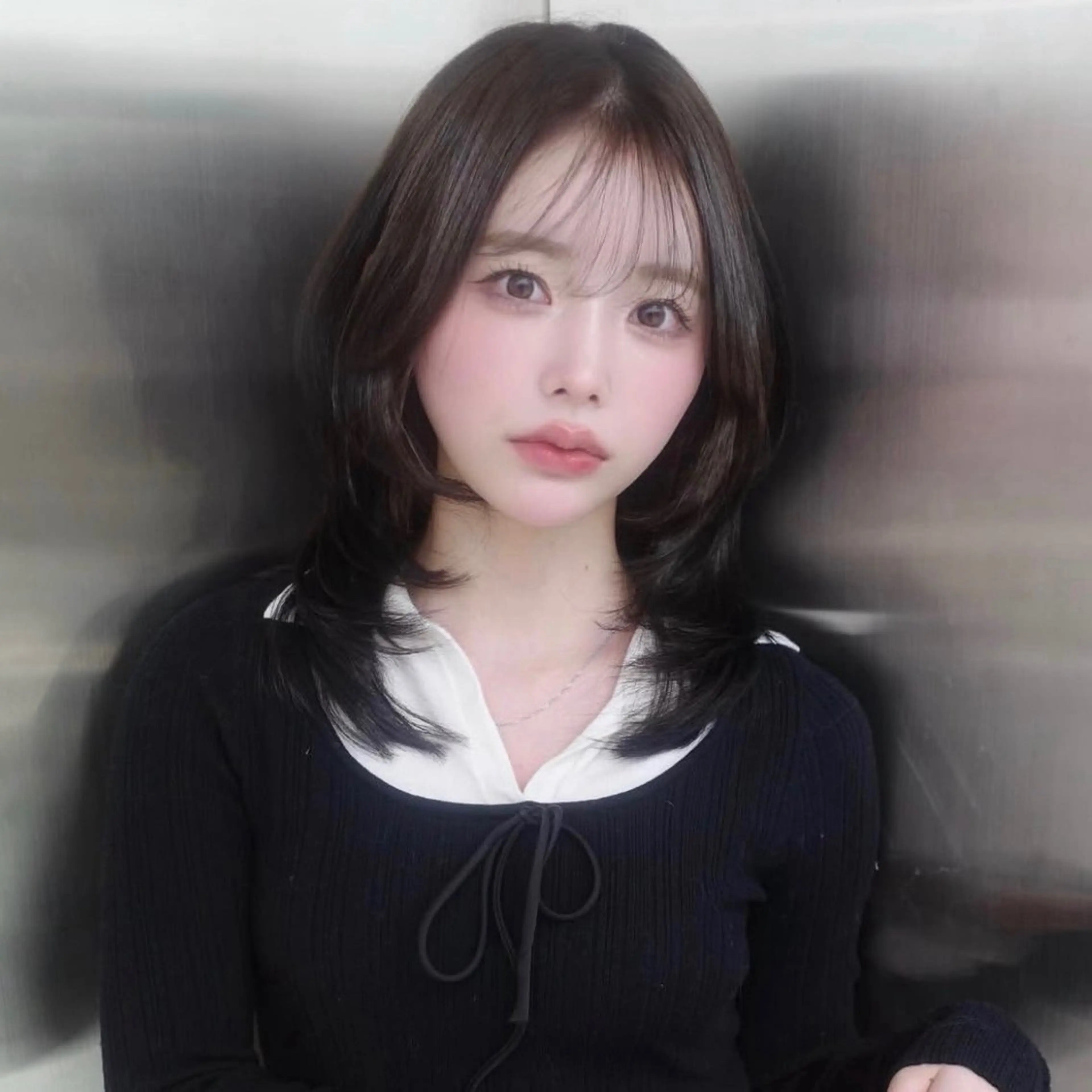ミディアム くびれヘア 顔周りカット ハイレイヤー 韓国風ヘア レイヤーカット ヘアカラー トリートメント がわ/ハイレイヤー /ハイトーンカラーのヘアスタイル