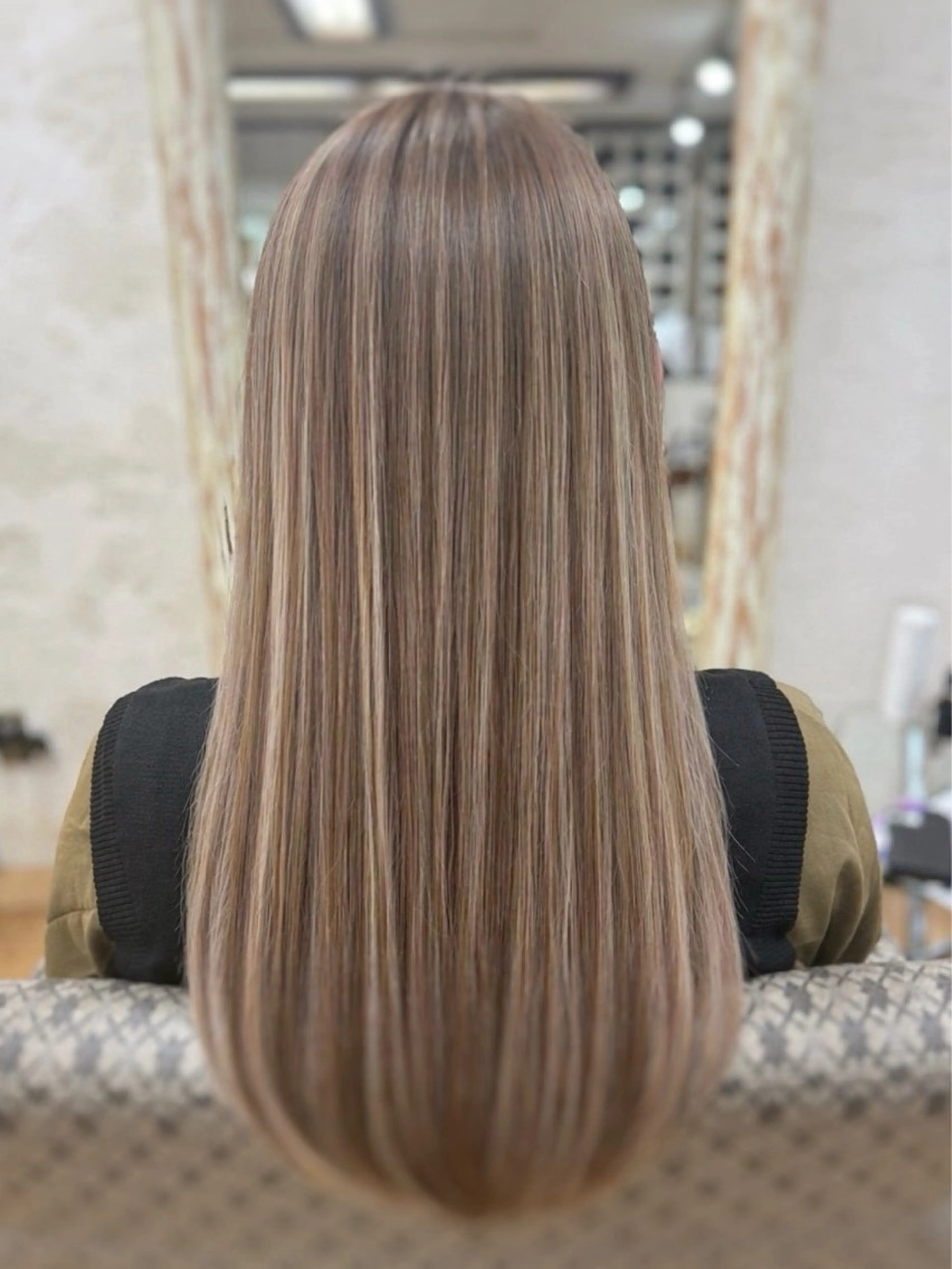 ロング 髪質改善 トリートメント トリートメント dolphin ドルフィンオーナーのヘアスタイル