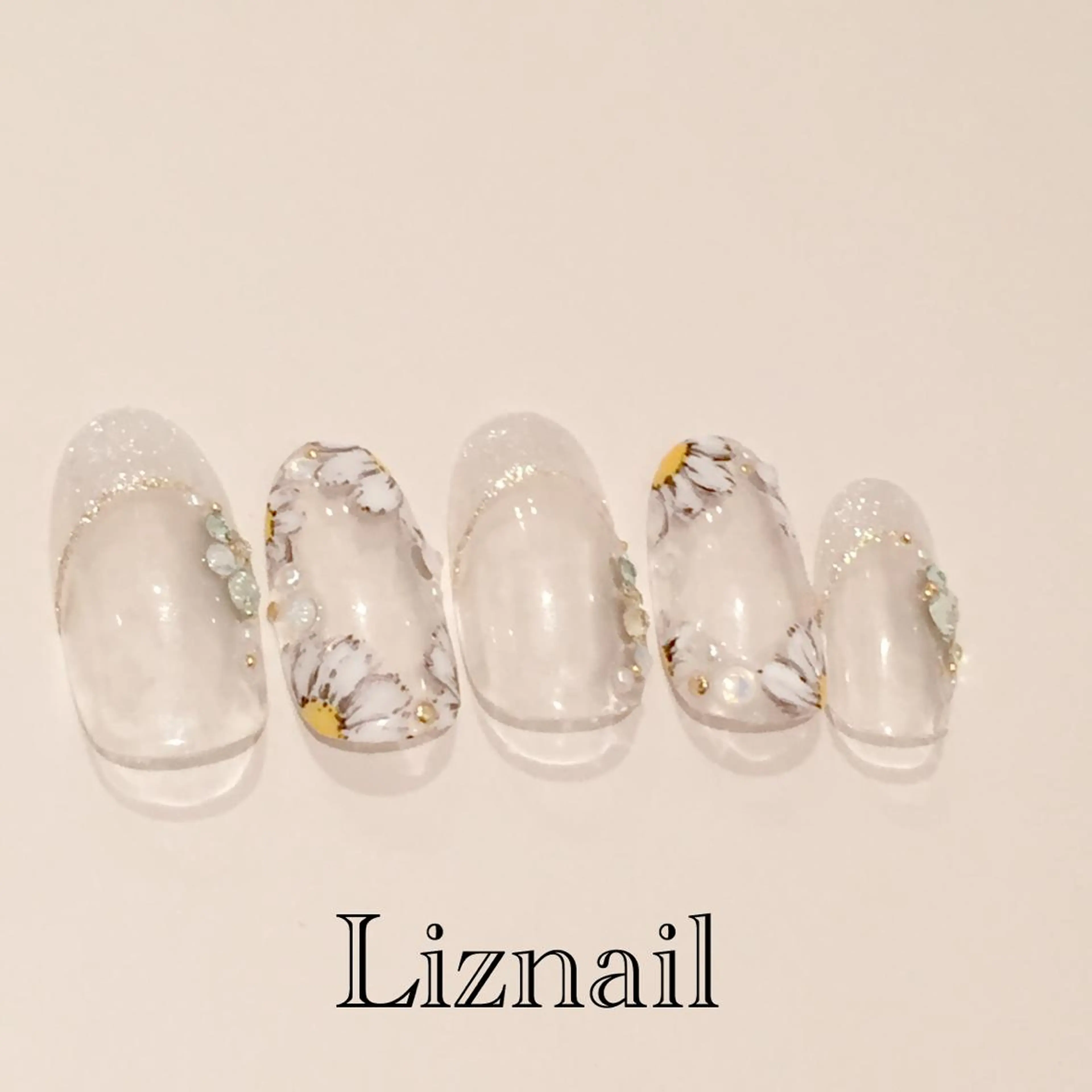 ネイル Rawr / saoriのネイルデザイン