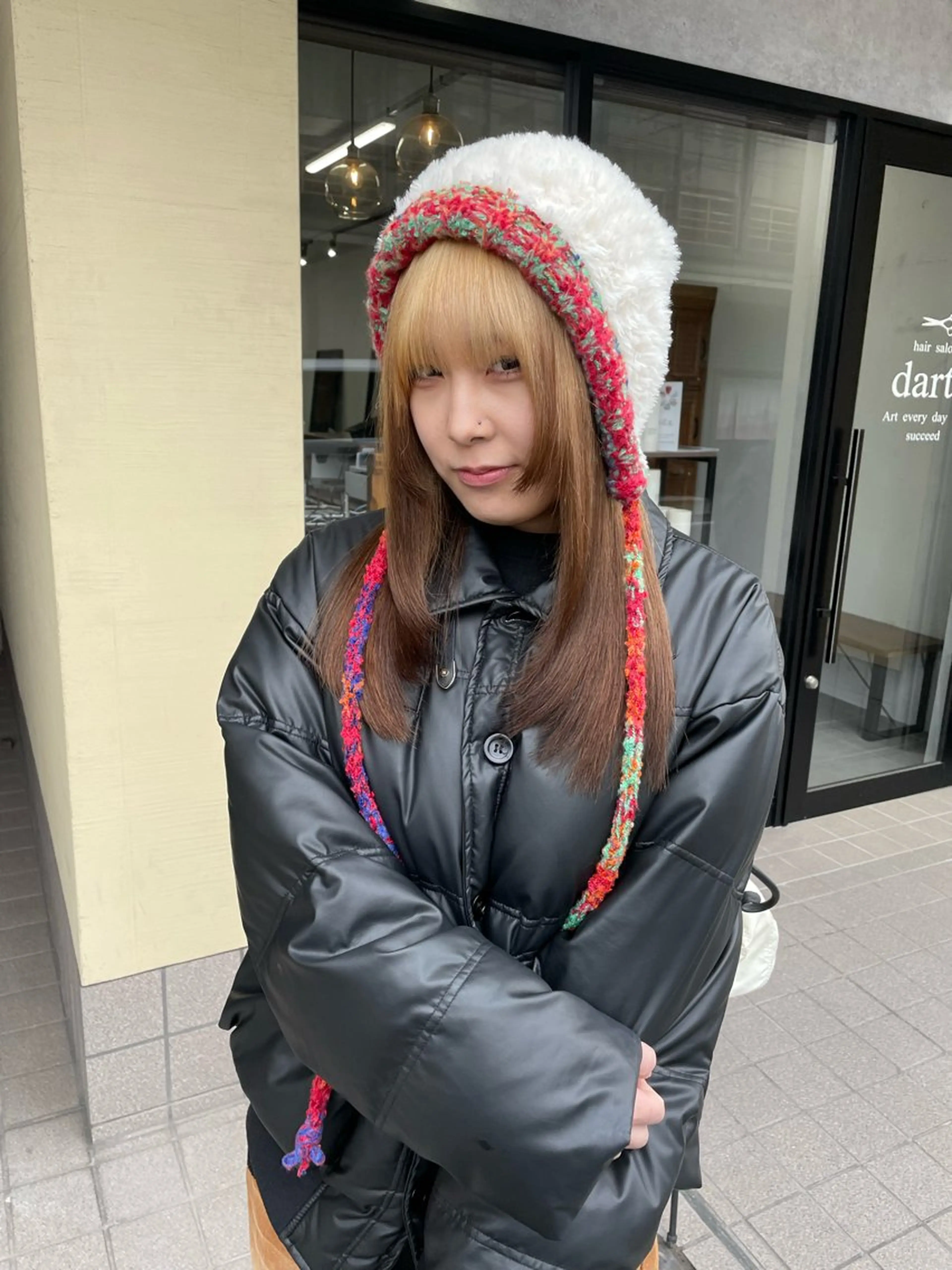 ロング カラー ベージュカラー ブラウンカラー デザインカラー マツダ レンのヘアスタイル