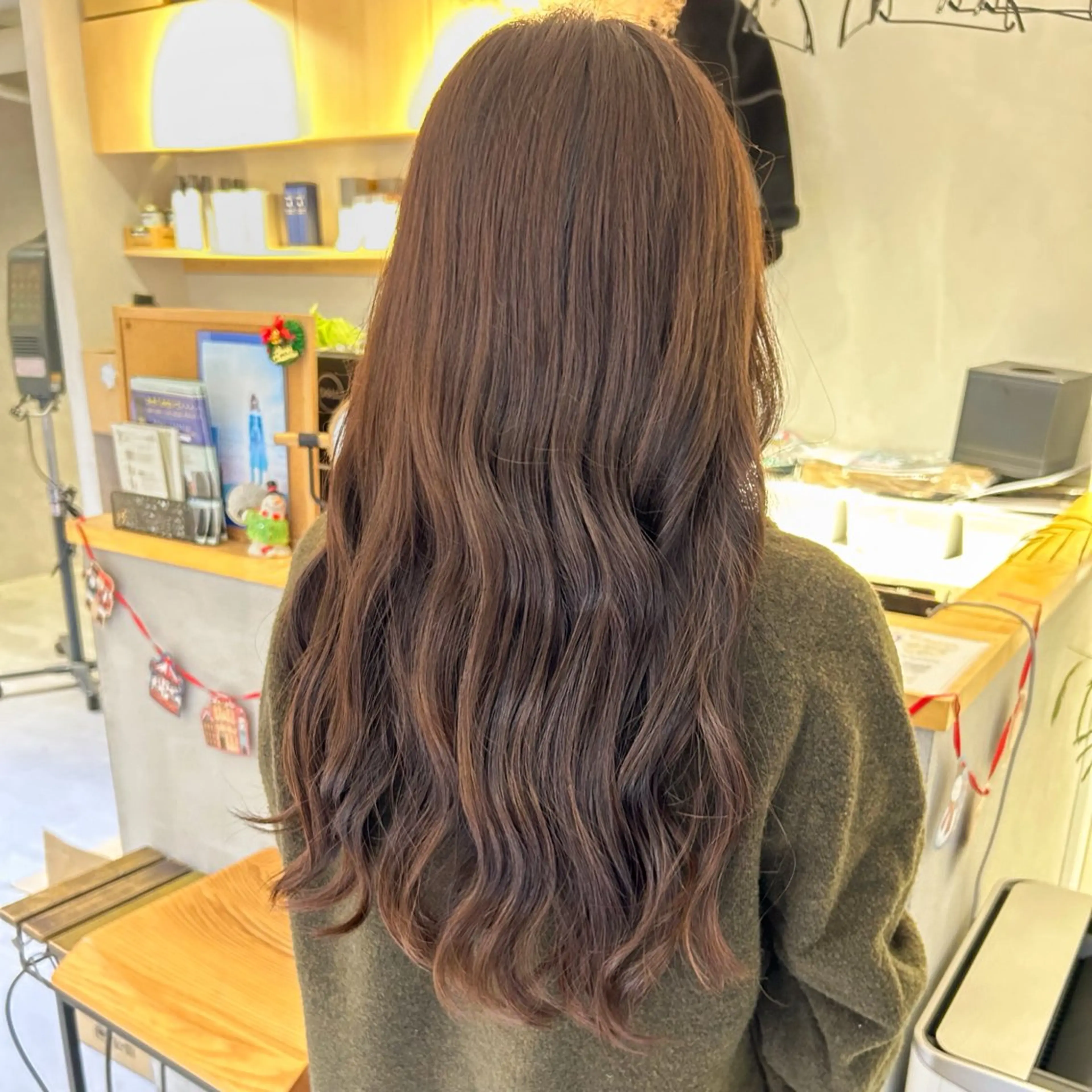 ロング カラー ベージュカラー 甲斐 瑞稀のヘアスタイル