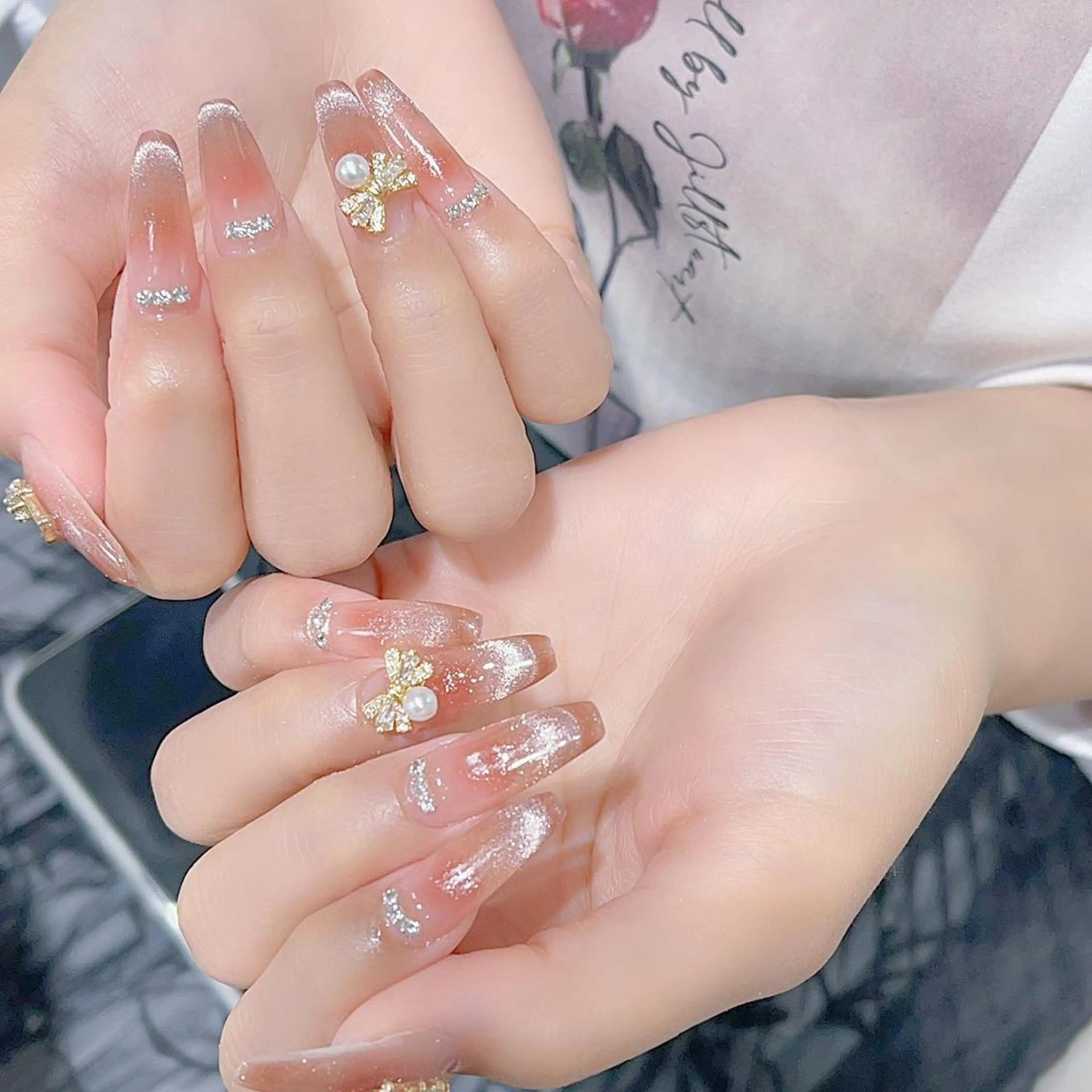 ネイル ハンドネイル Queens 榊 まおのネイルデザイン