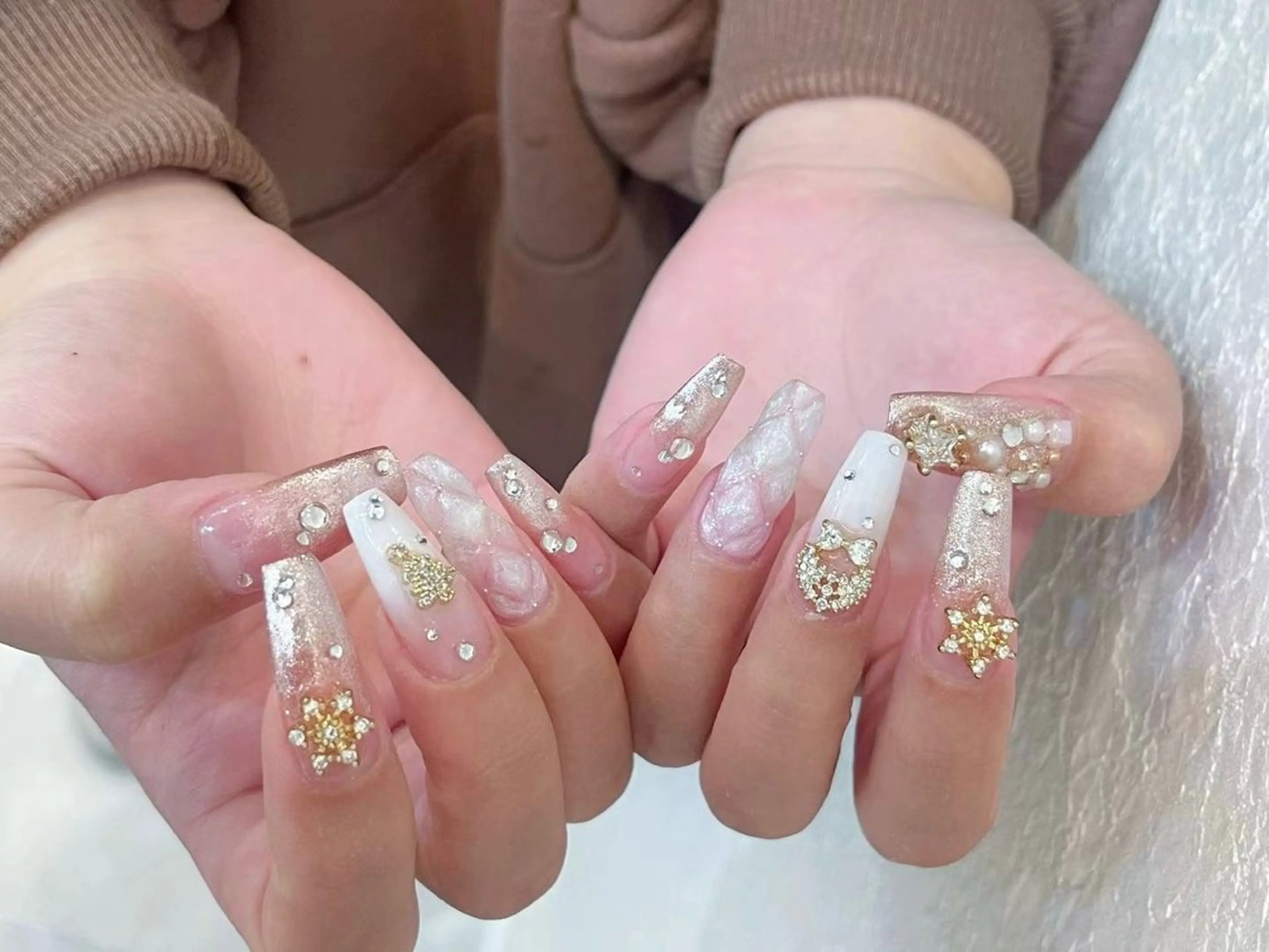 ネイル アートネイル フラワーネイル フットネイル ジェルネイル マグネットネイル Babarla Nailのネイルデザイン