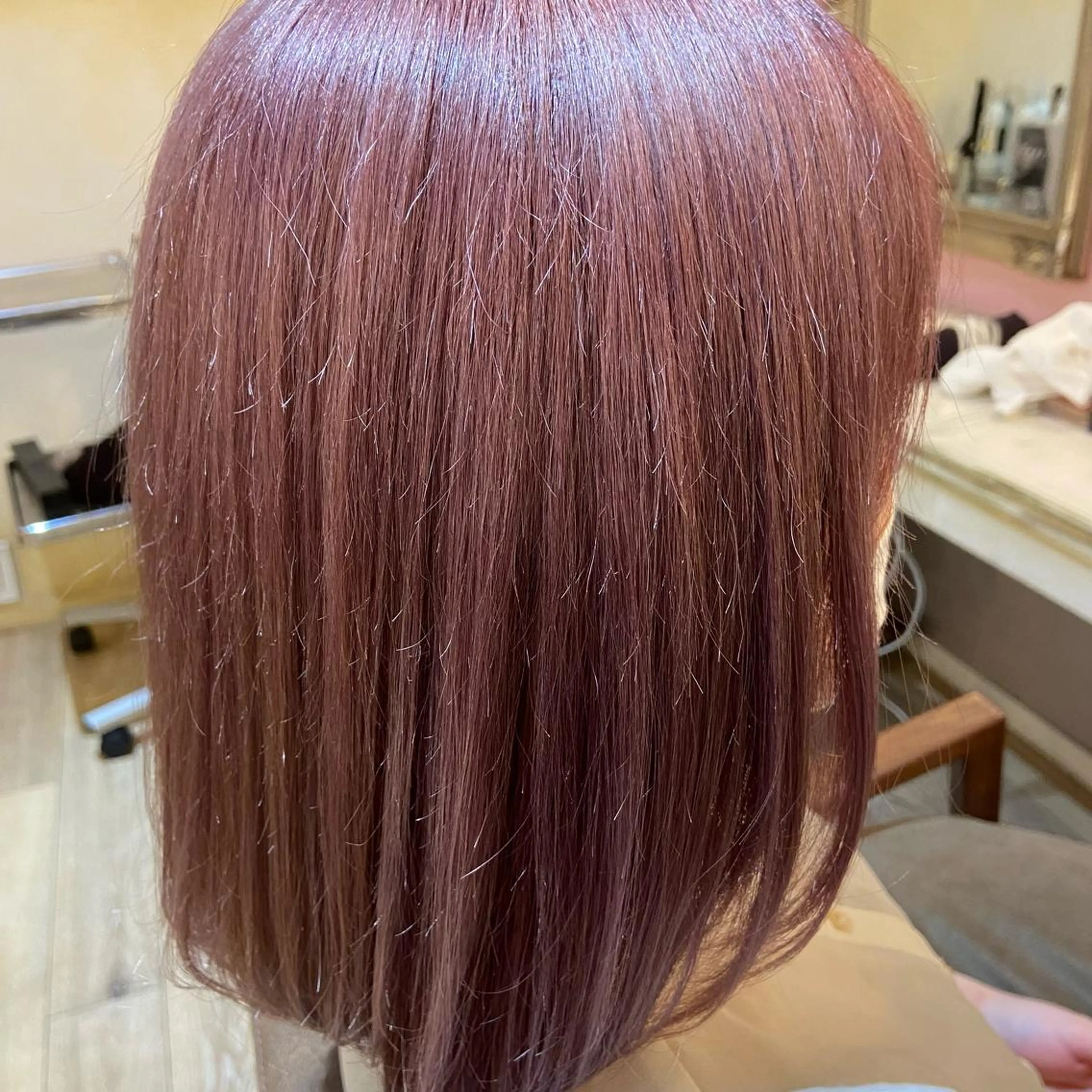 ミディアム カラー ヘアアレンジ ブリーチ ダブルカラー ピンクカラー Plaatje💐 ゆずはのヘアスタイル