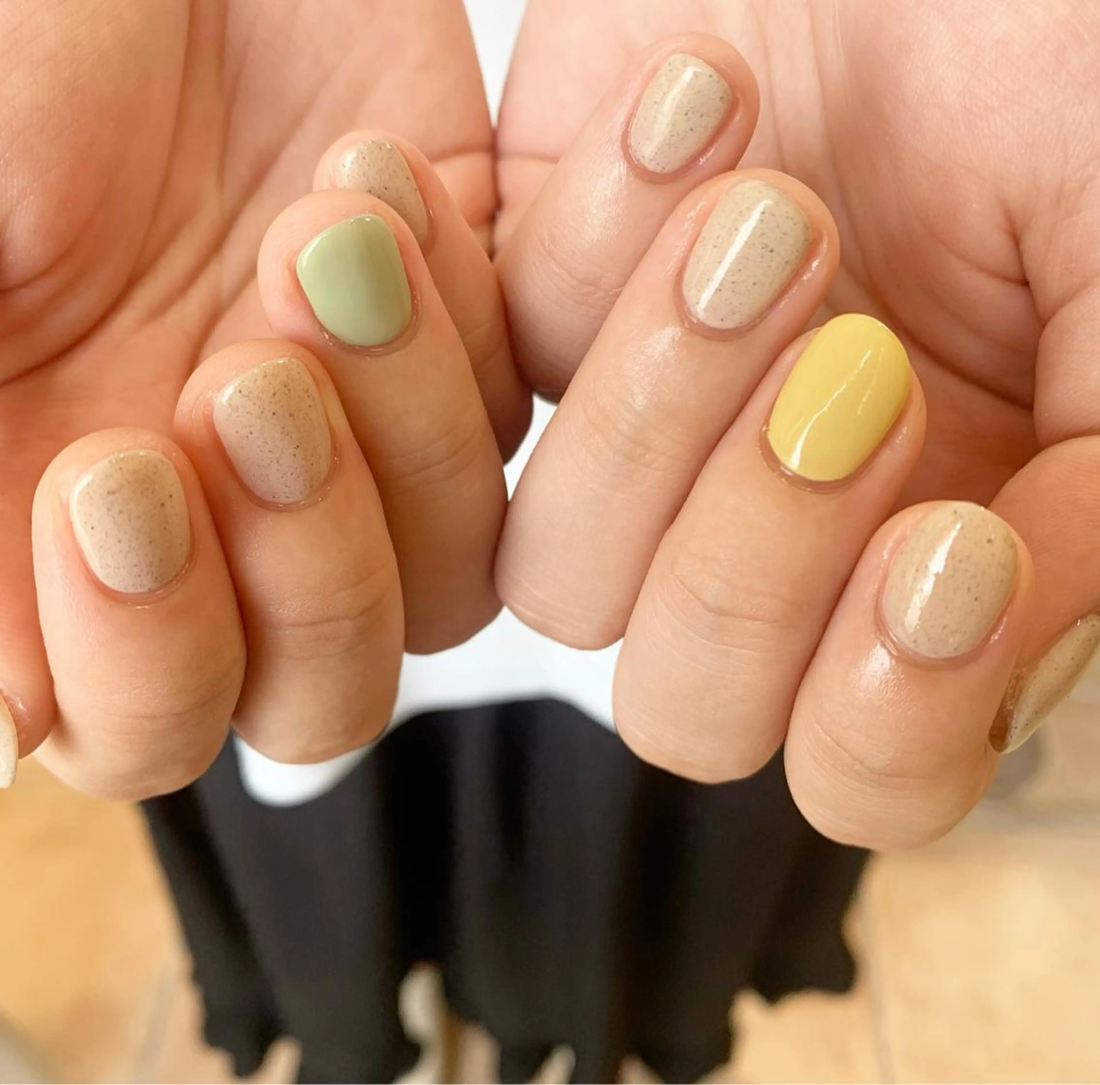 ネイル ジェルネイル ハンドネイル 佐藤 穂乃香のネイルデザイン