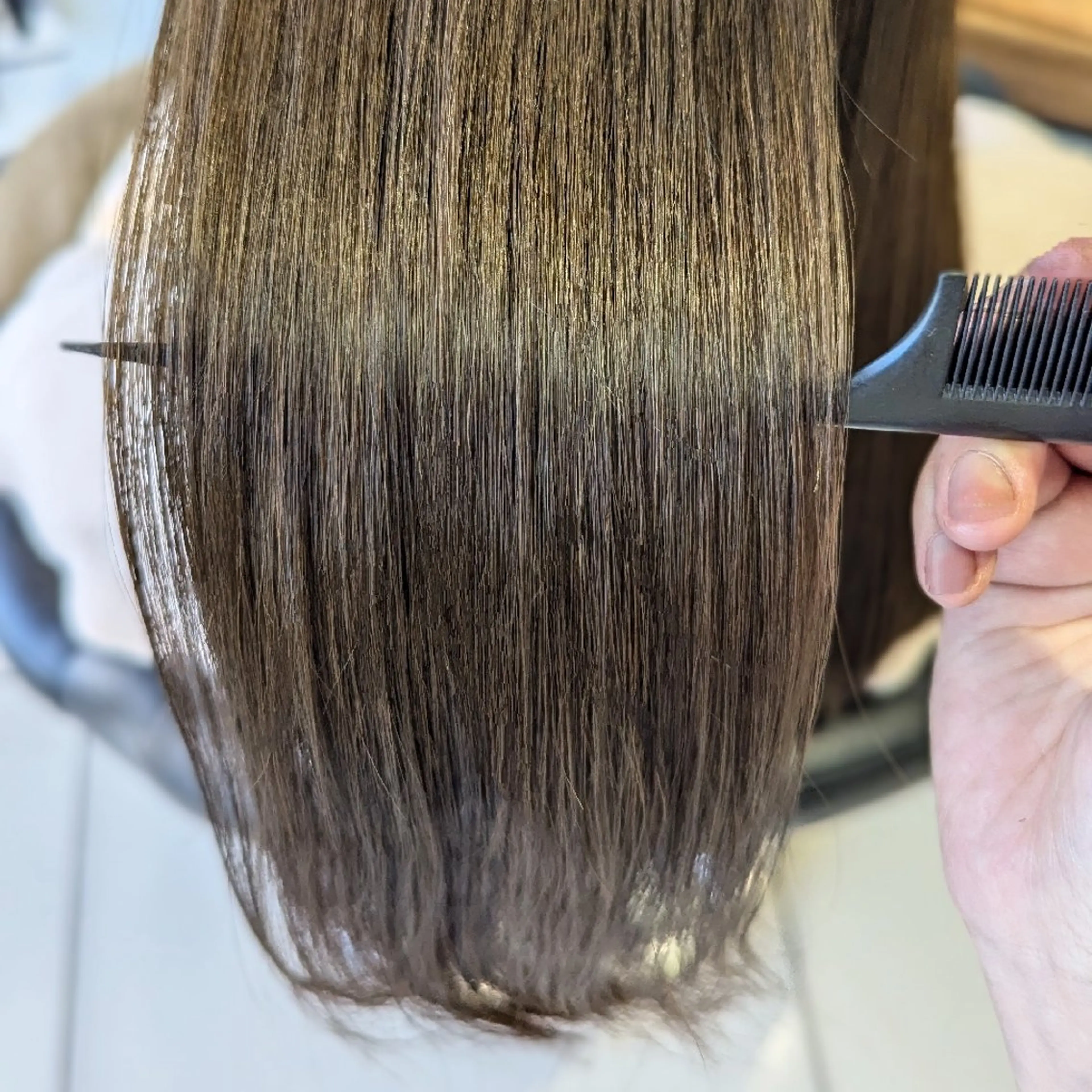 カラー 顔周りカット/お呼ば れヘア/レイヤーのヘアスタイル