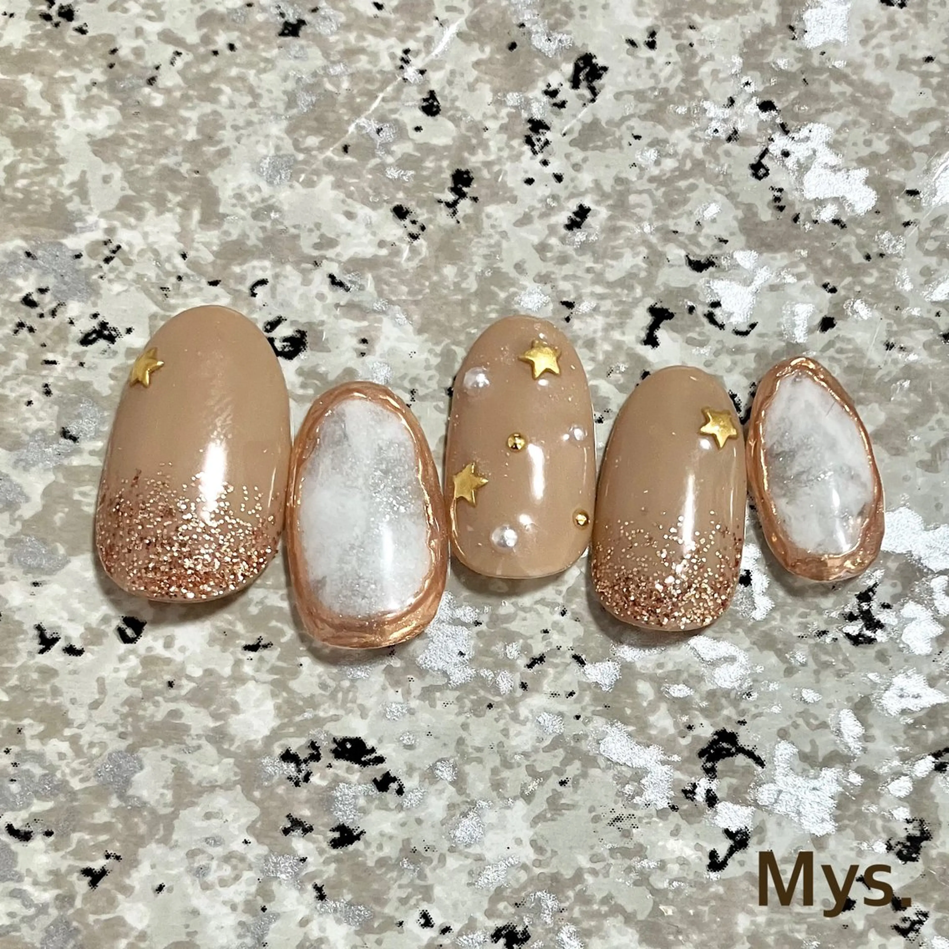 ネイル ハンドネイル Mys. 三上紗紀のネイルデザイン