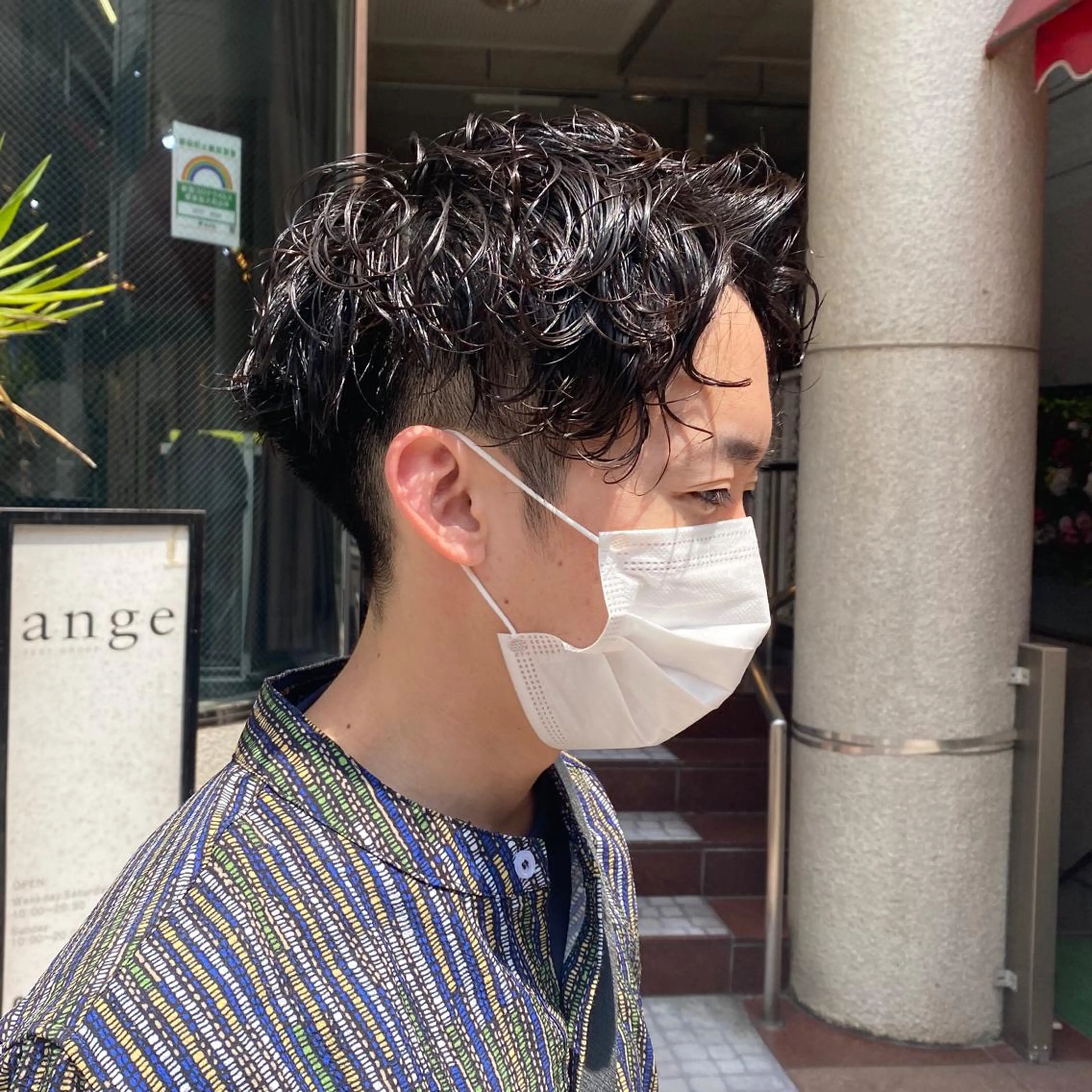 ミディアム パーマ メンズ ミディアムパーマ メンズパーマ カット パーマ 似合わせ提案サラ艶♡ 彩華のヘアスタイル