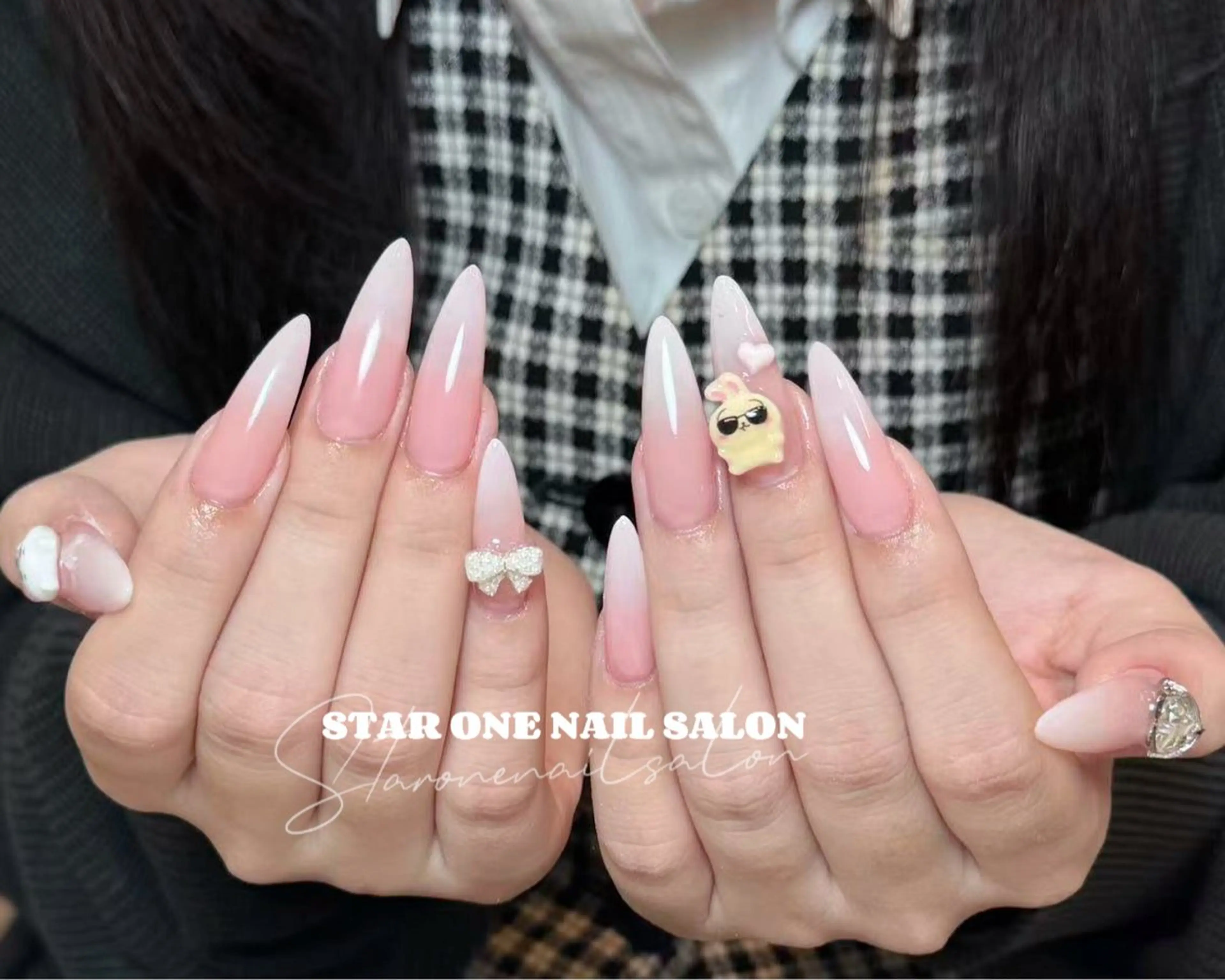 ネイル ハンドネイル 星 あみのネイルデザイン