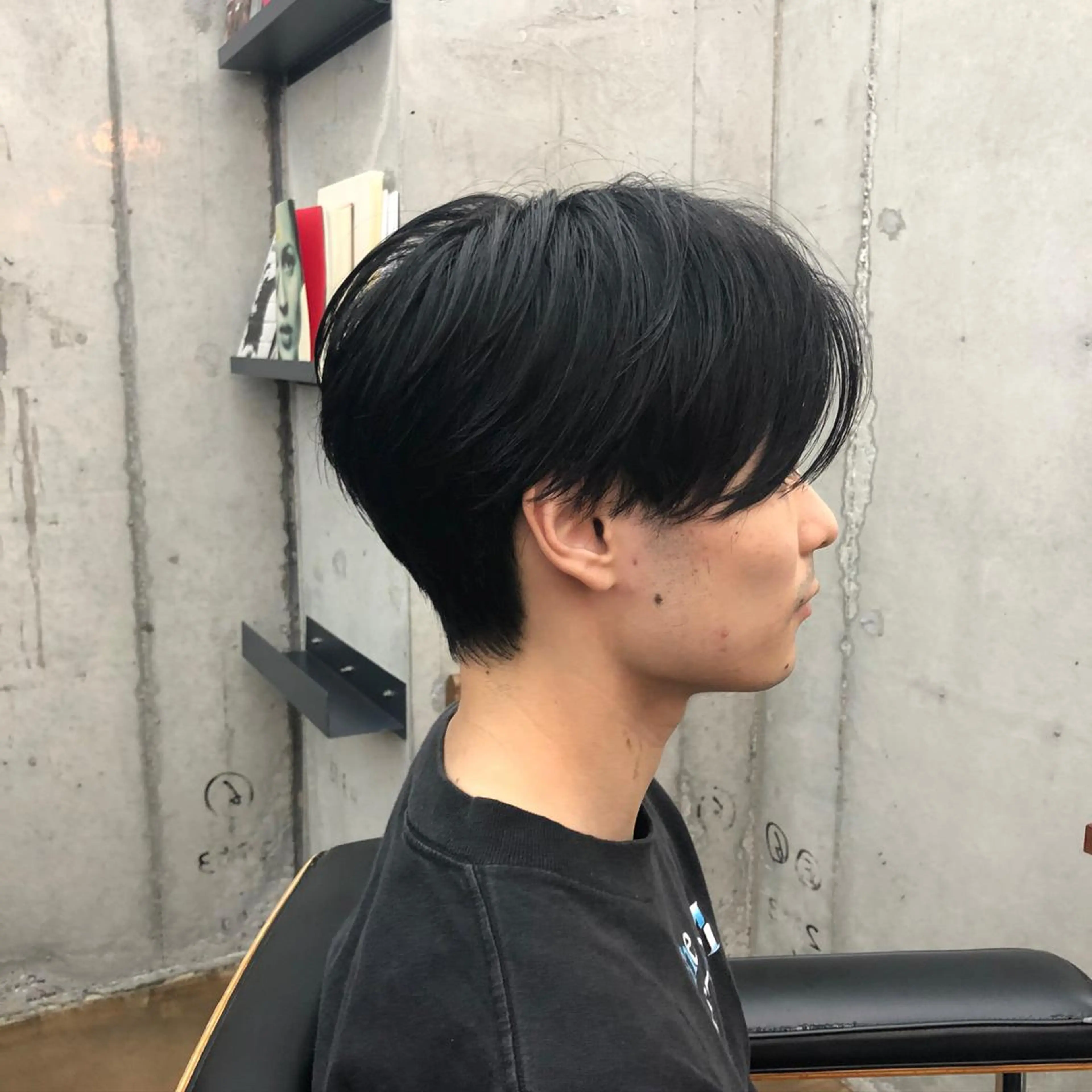 ショート メンズ ハイトーン/デザイン hirokiのヘアスタイル