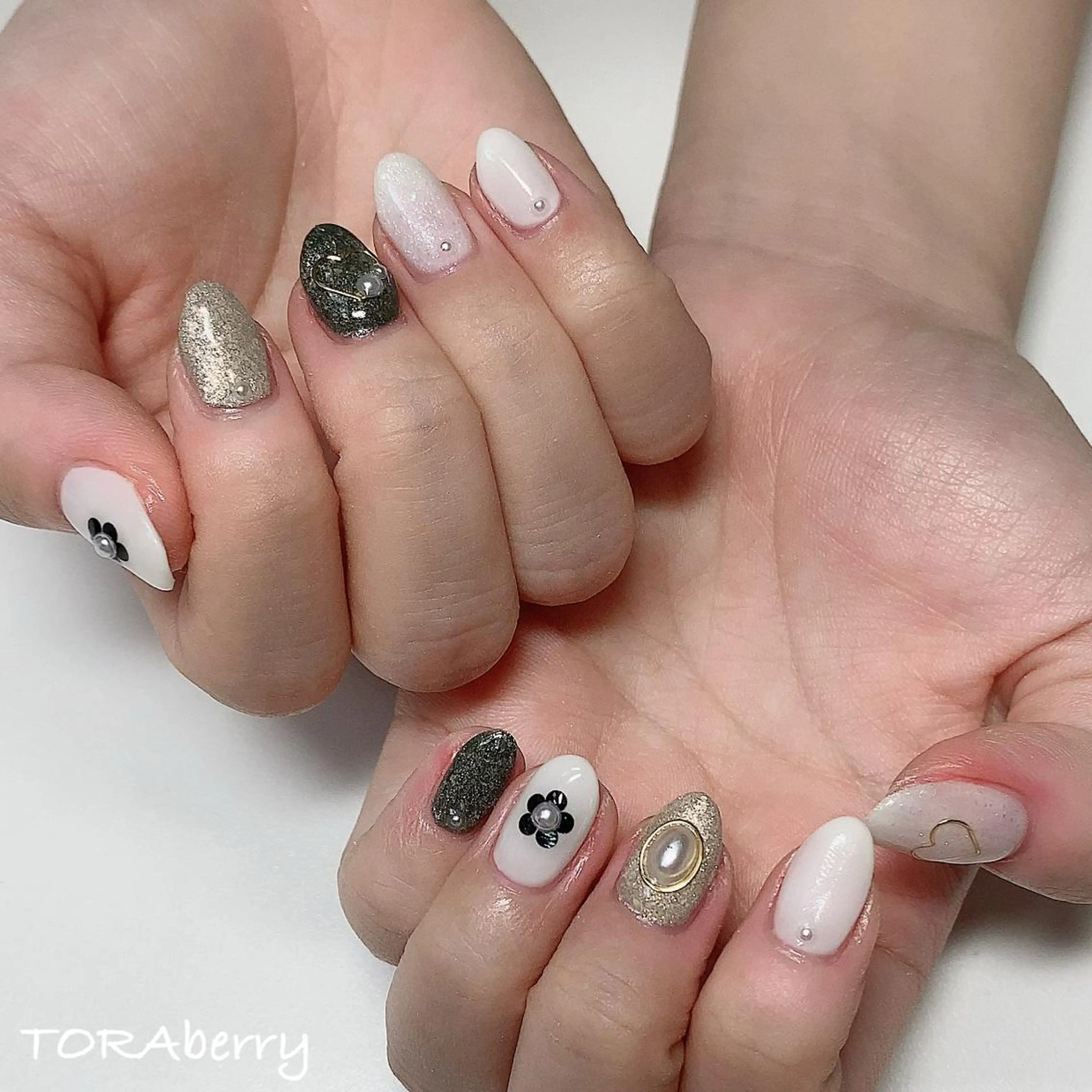 ネイル ハンドネイル ネイリスト なつみのネイルデザイン