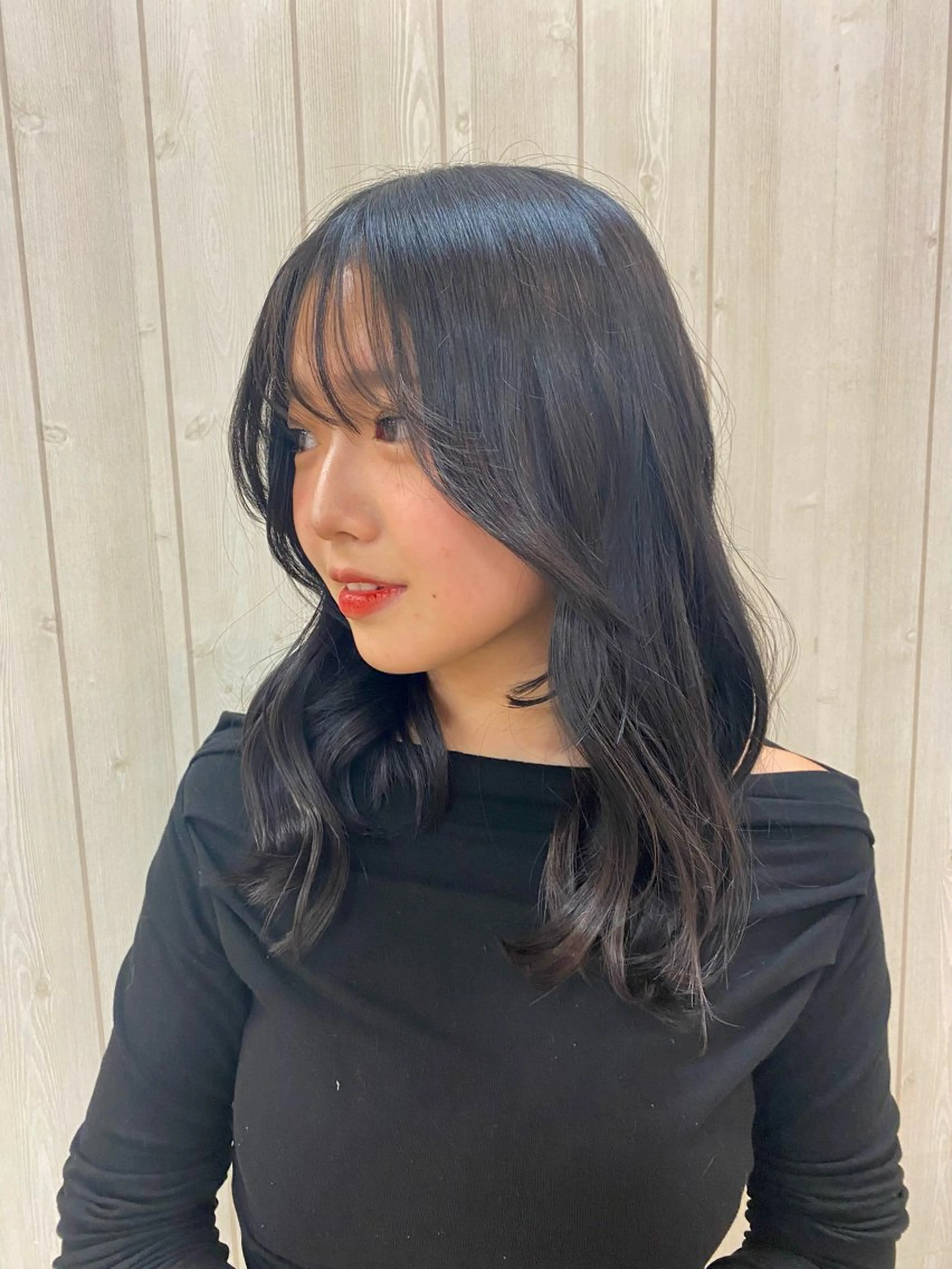 ロング カラー カット ヘアカラー トリートメント 具志 真理子のヘアスタイル