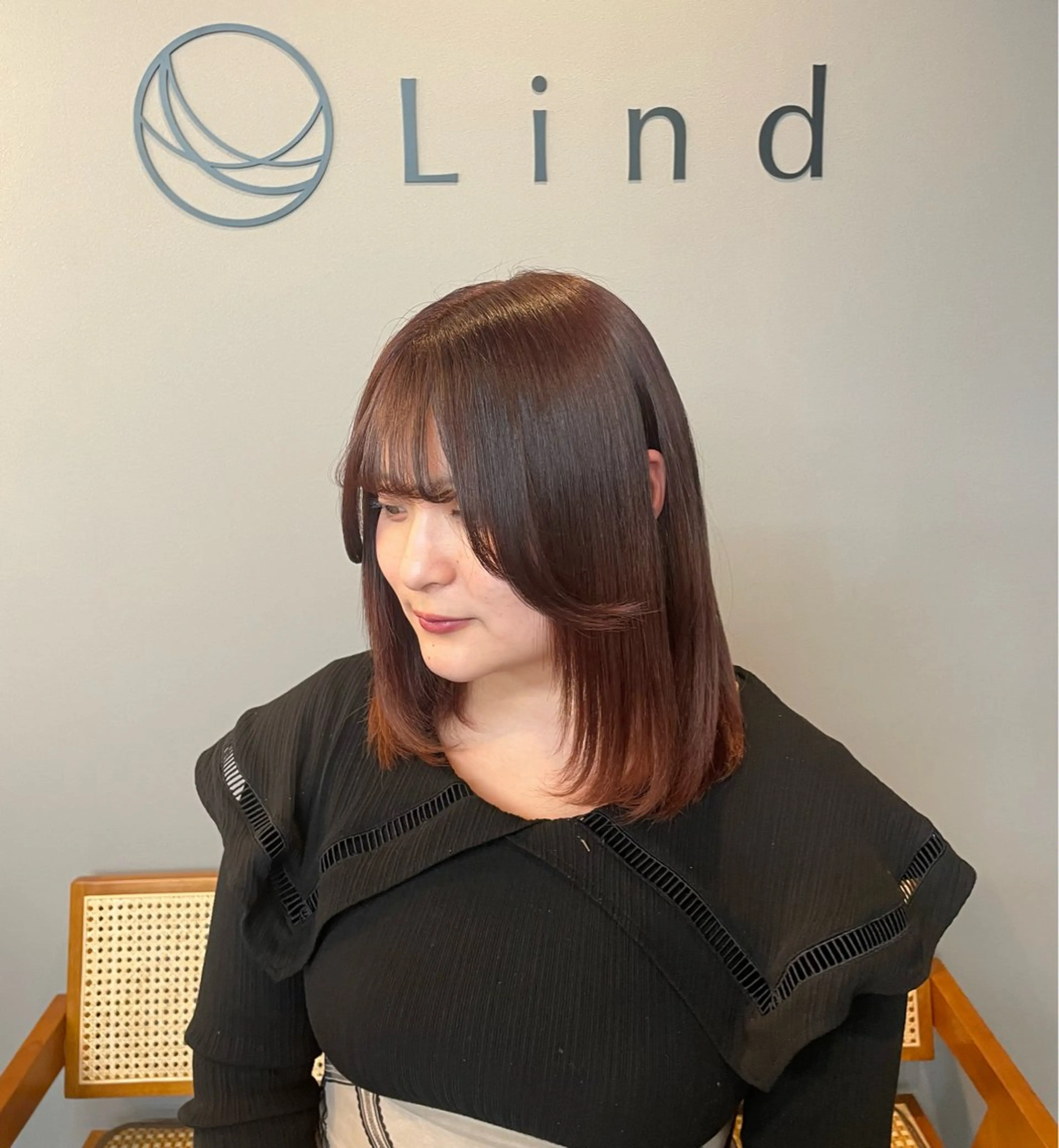 ミディアム カラー カット ヘアカラー トリートメント 森田 亜海のヘアスタイル