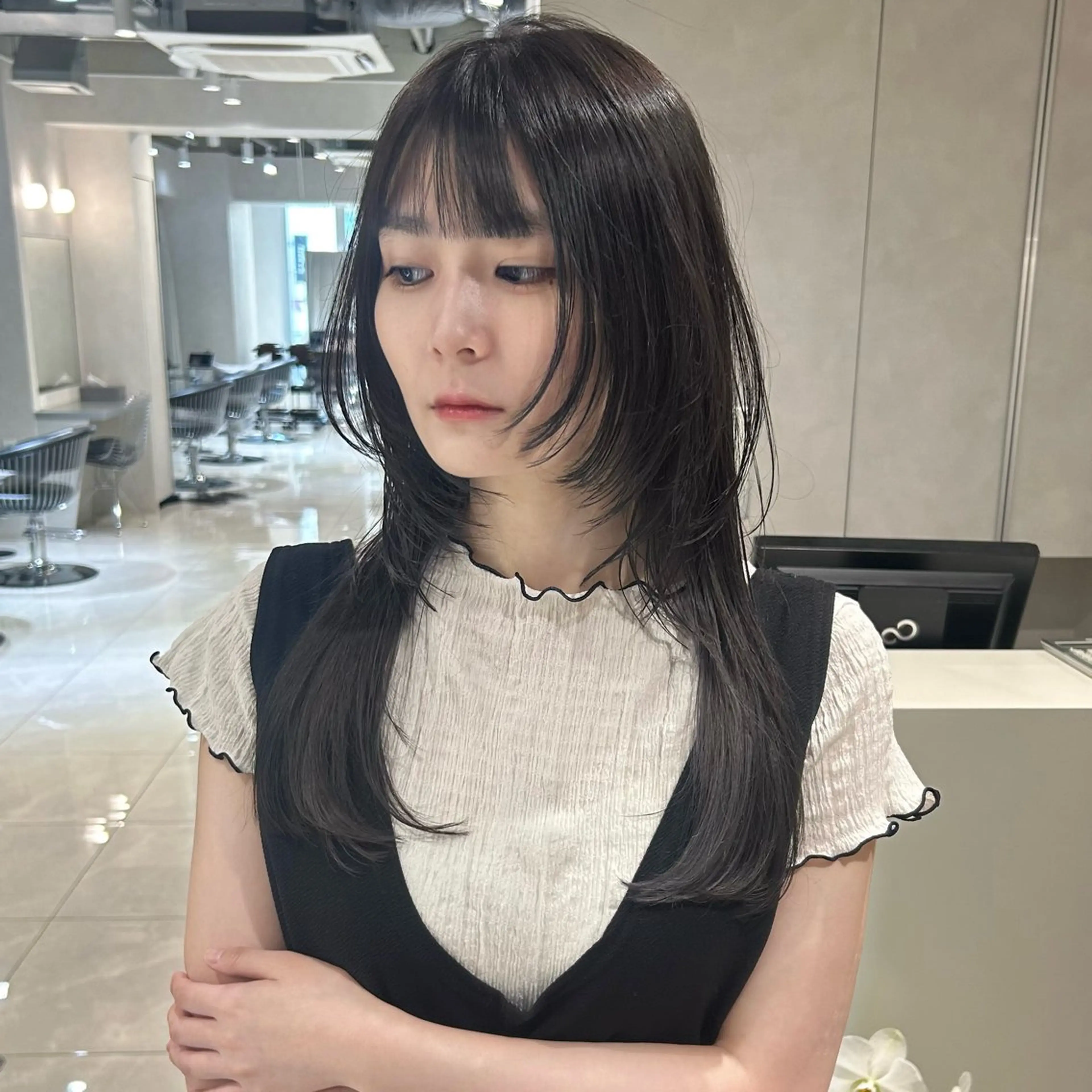 セミロング カラー うるツヤハイトーン/ レイヤー⟡mayuのヘアスタイル