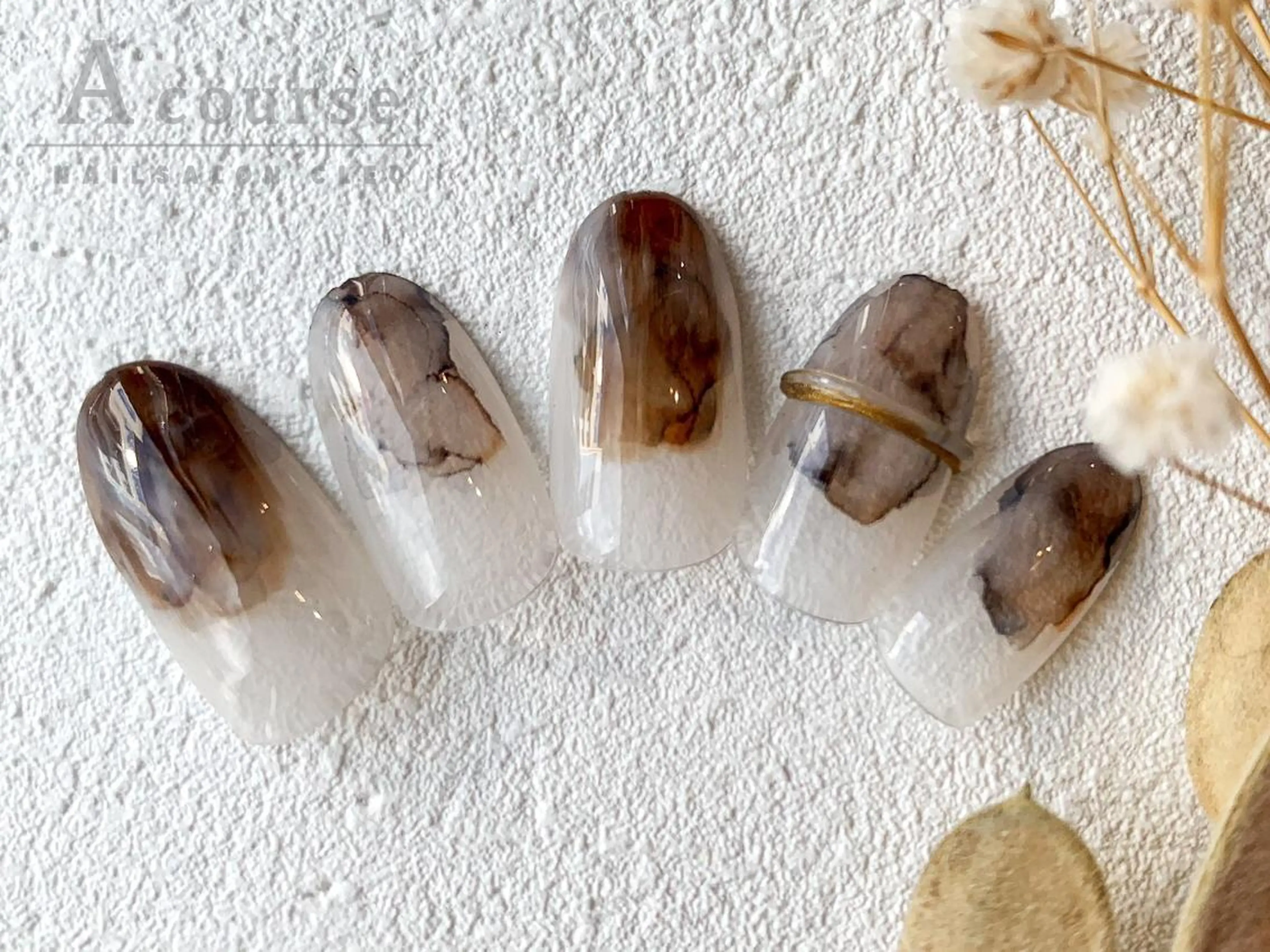 ネイル Cleo伏見店🌿 Momokaのネイルデザイン