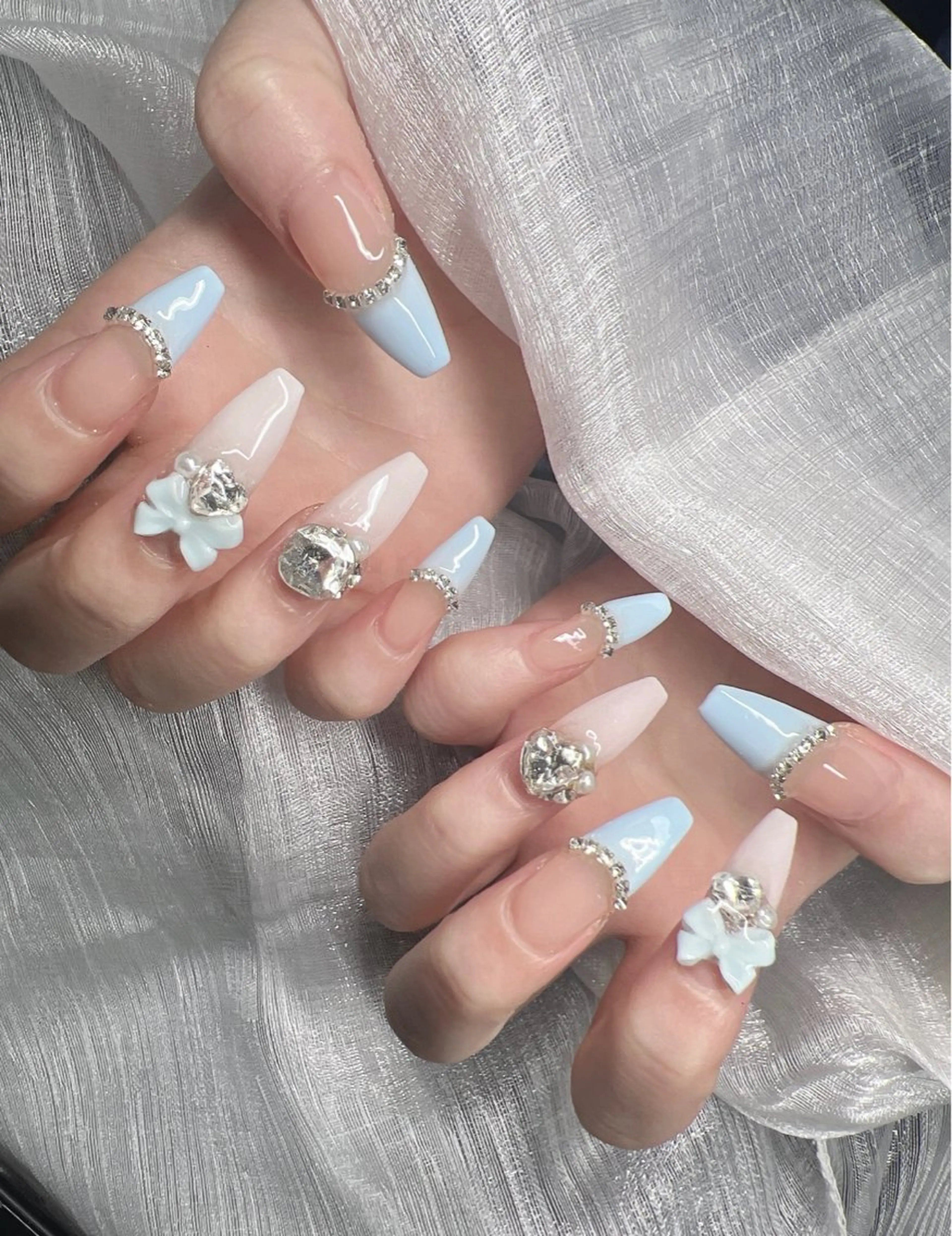 ネイル ハンドネイル Lee Nailsのネイルデザイン