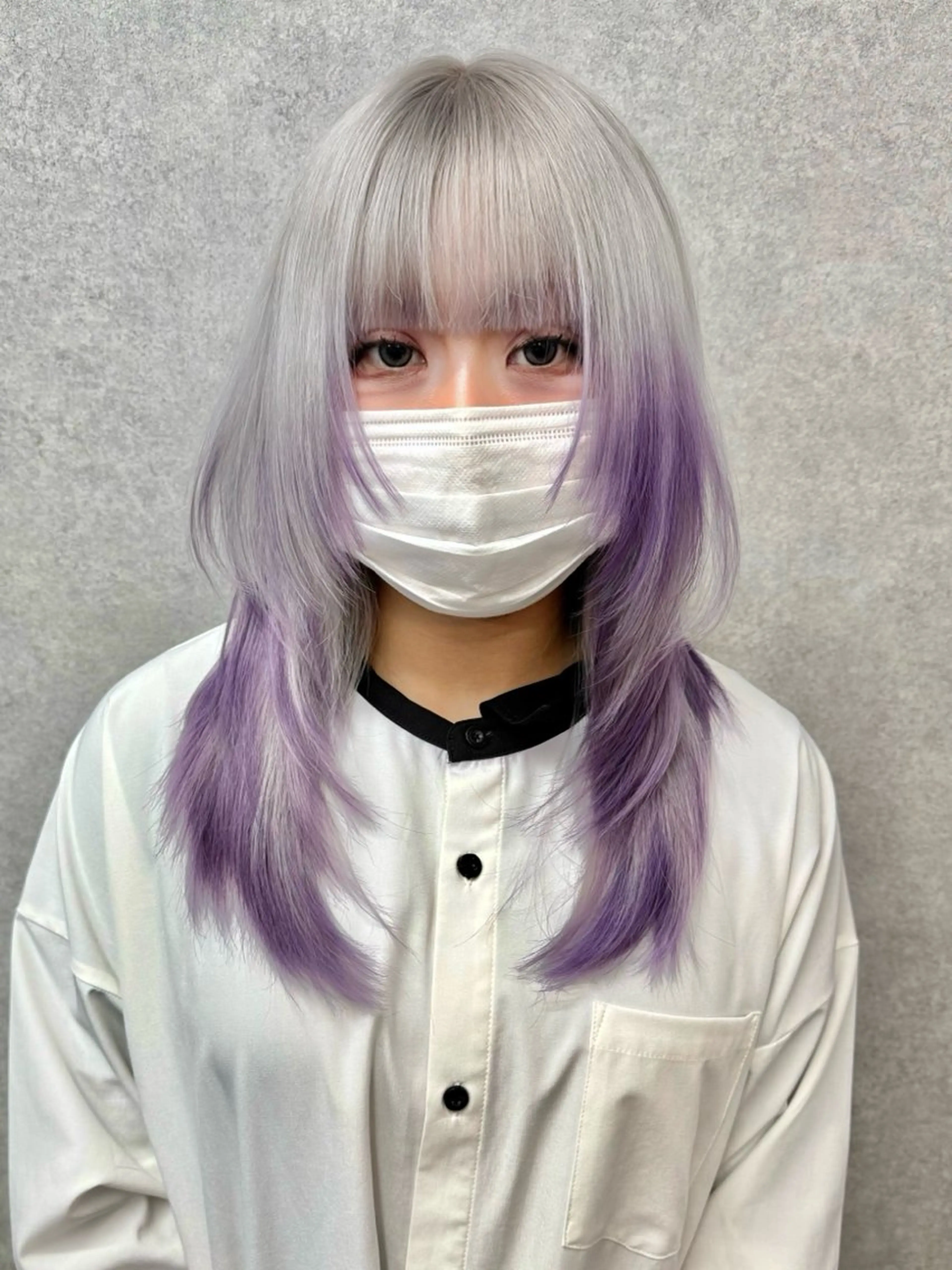 セミロング ハッシュカット 今野 梨々花のヘアスタイル