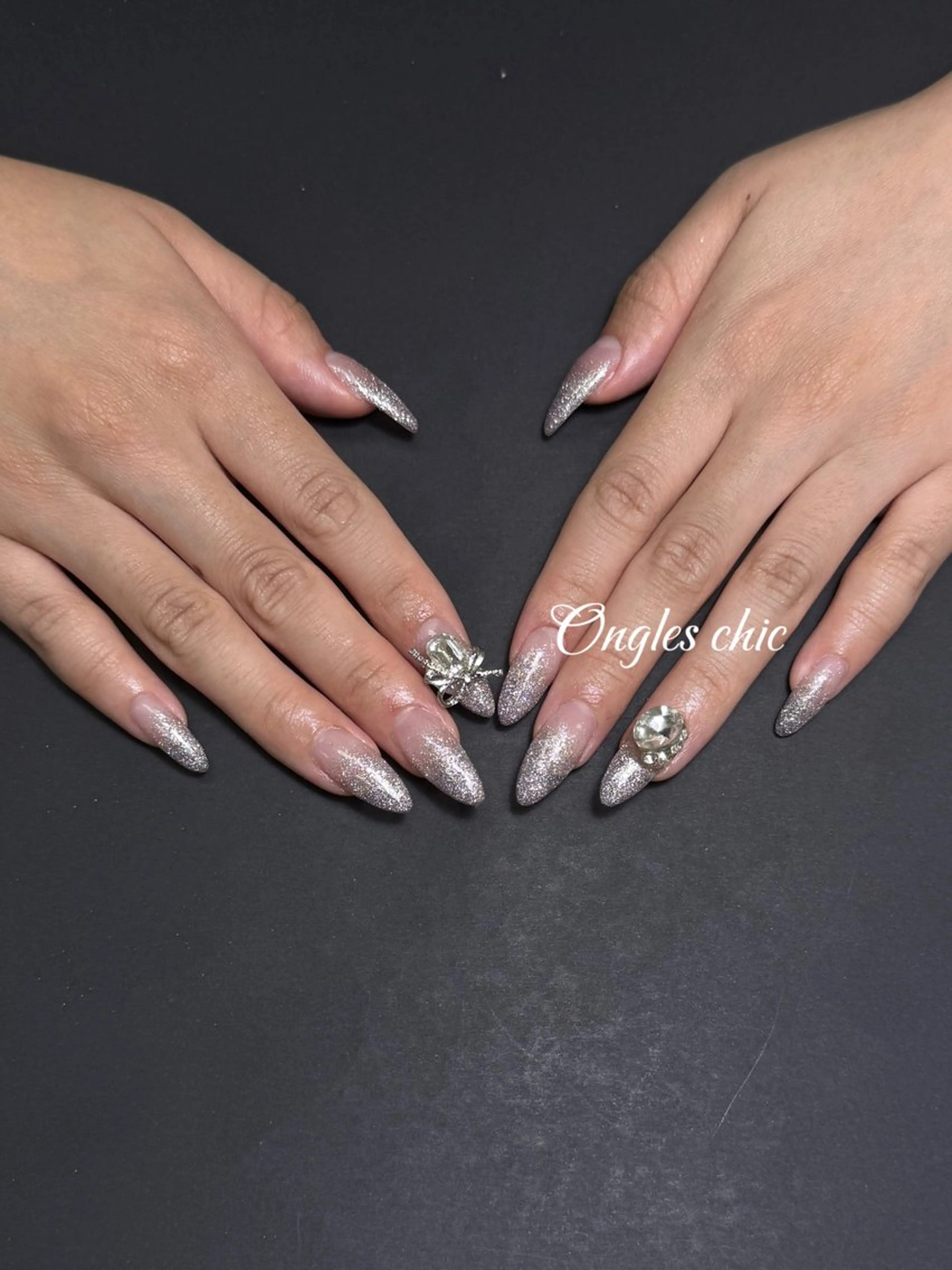 ネイル ハンドネイル ongles chicのネイルデザイン