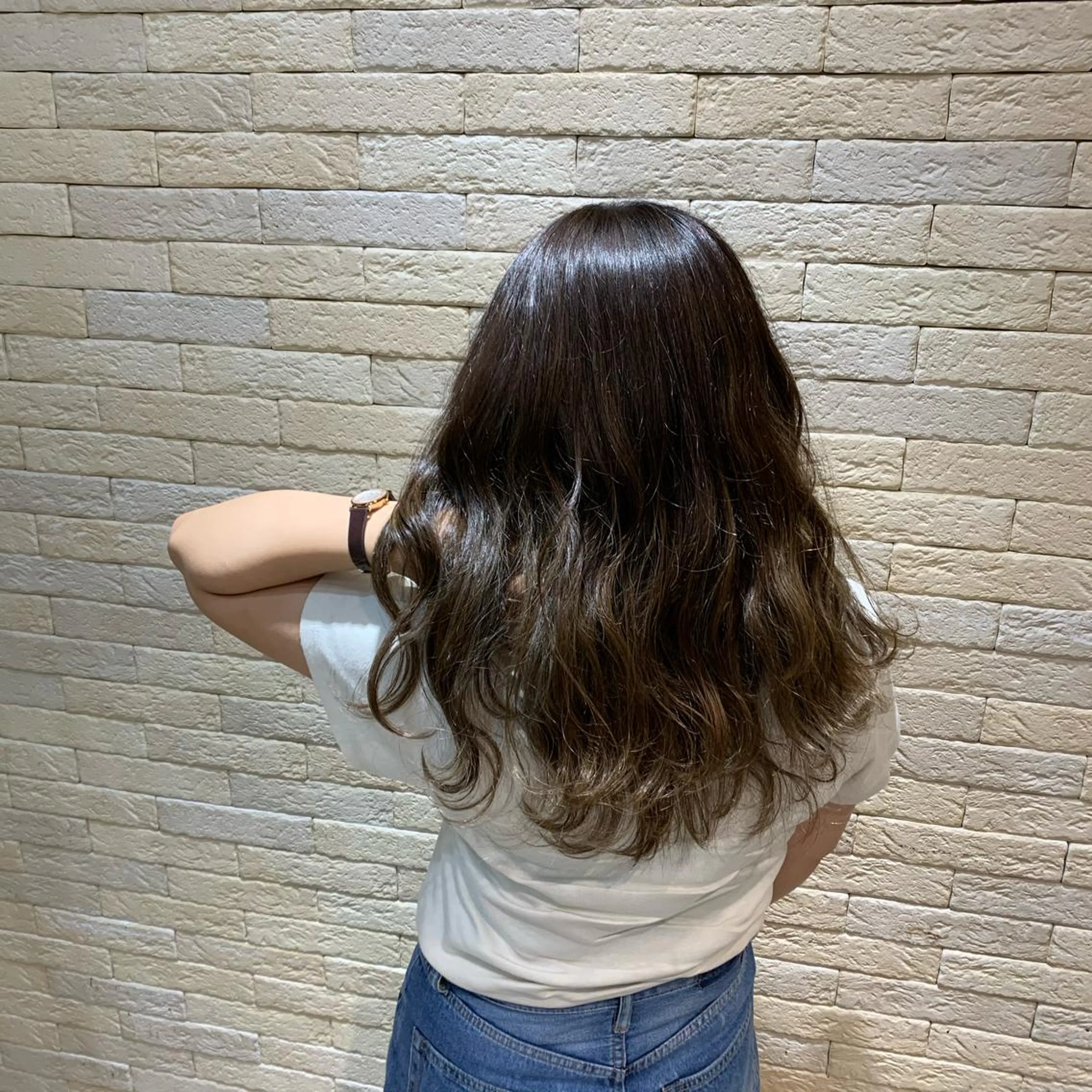 ロング カラー アッシュ ブルーカラー ブルーアッシュ 透明感カラー オレンジ 艶髪レイヤー上田 紗也🇰🇷💗のヘアスタイル