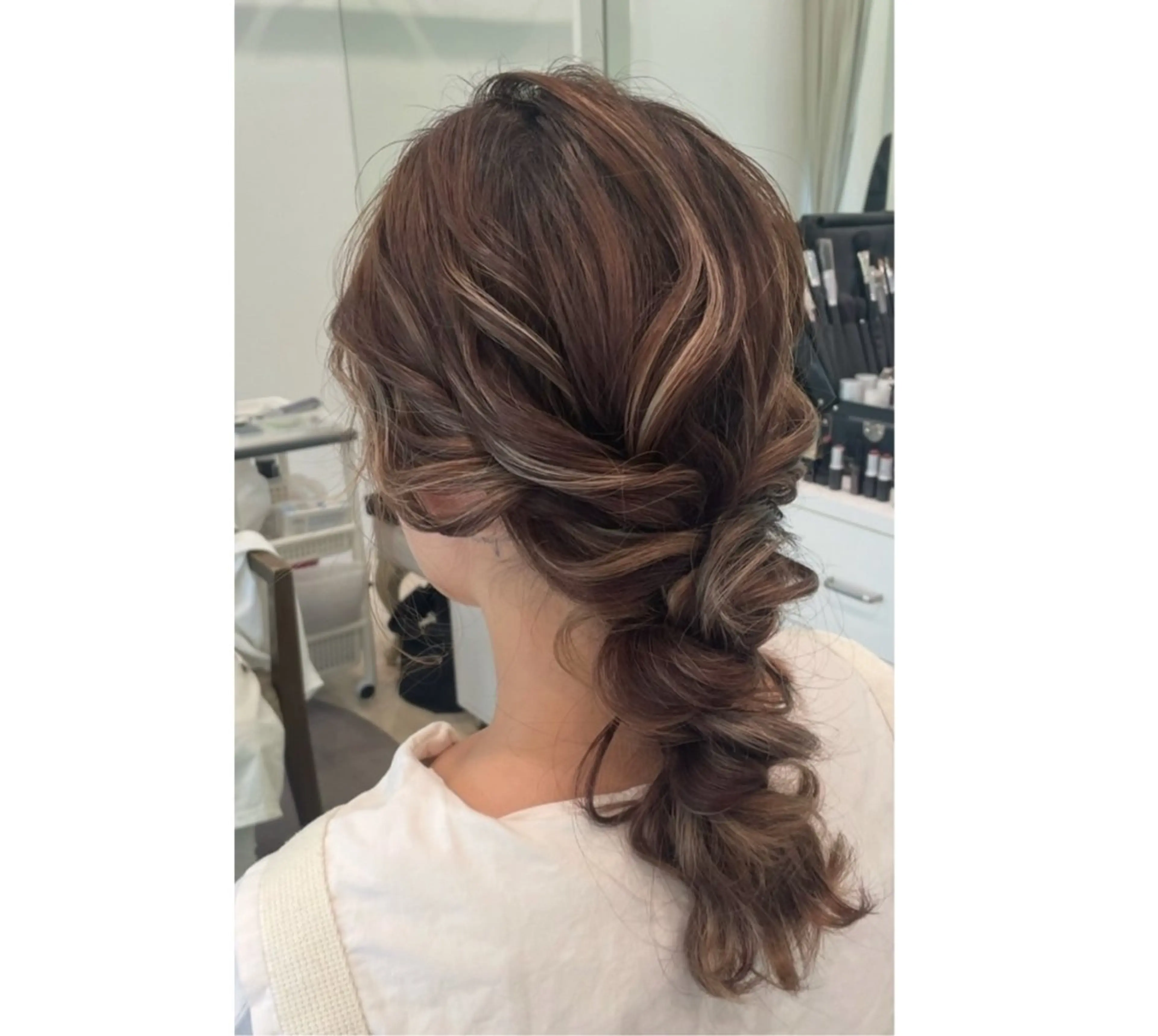 セミロング ヘアアレンジ ヘアセット グレージュ/ベージュ /経堂/sana🌱のヘアスタイル