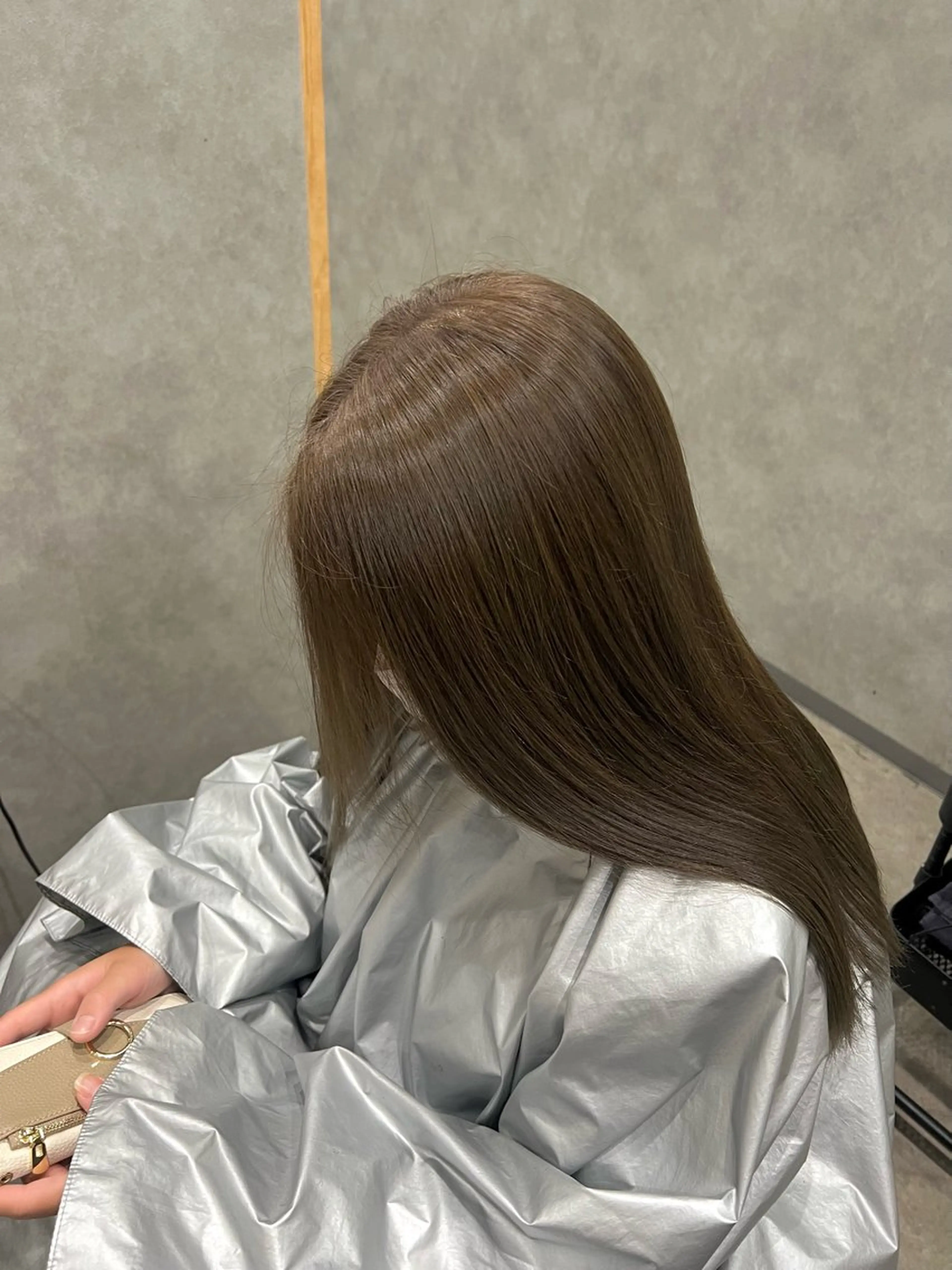 ロング カラー ベージュカラー オリーブベージュ カット ヘアカラー トリートメント 🎀🕊RION 🩰のヘアスタイル